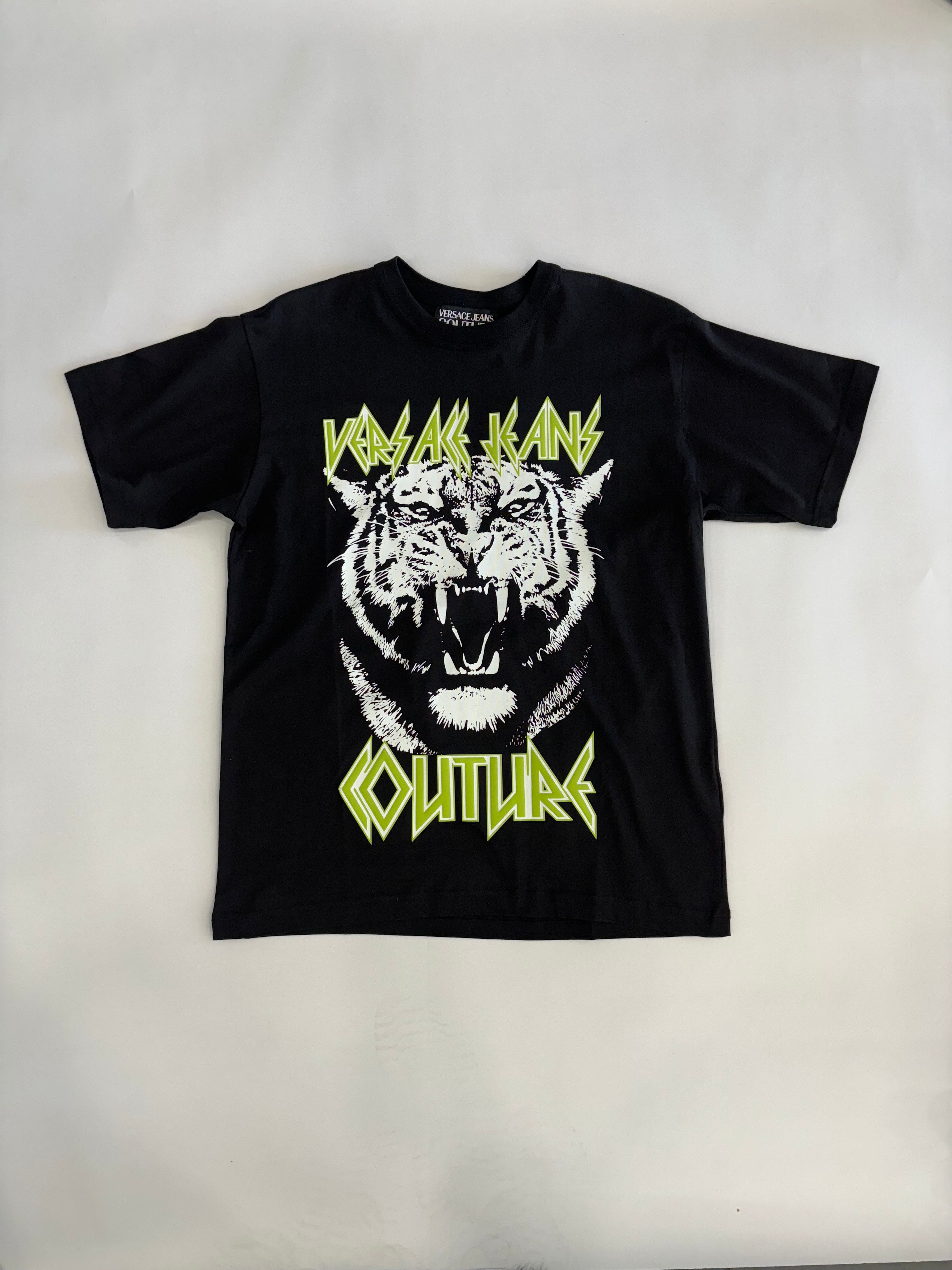 Versace Jeans Couture Tiger Print Regular Fit T-Shirt for Men - Stylish Casual Wear for Parties & Everyday Outfits