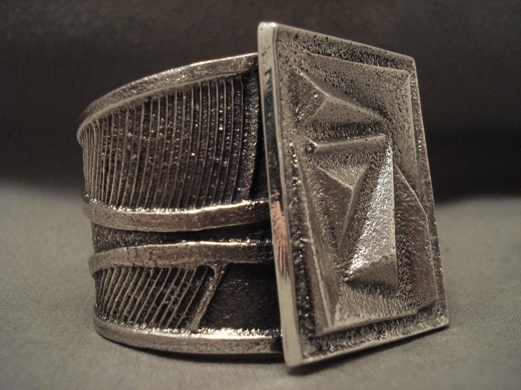 147 Grams Exquisite Navajo Tufa Cast Sterling Silver Native American Bracelet - Handcrafted Tribal Jewelry for Women, Perfect for Boho Fashion & Cultural Events