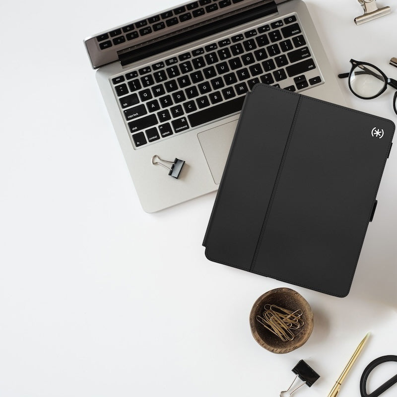 Speck Balance Case for iPad Air 11 (M2) - Black | Slim Protective Cover with Drop Protection | Perfect for Work, Travel & Everyday Use