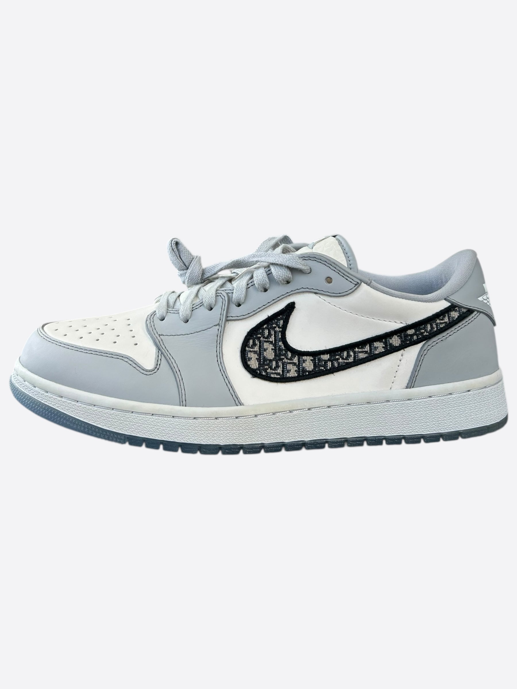 Dior Air Jordan Grey & White Oblique Low Top Sneakers - Men's Luxury Designer Shoes for Casual Wear & Street Style Fashion | Perfect for Everyday Outfits, Sneaker Collectors & Fashion Enthusiasts
