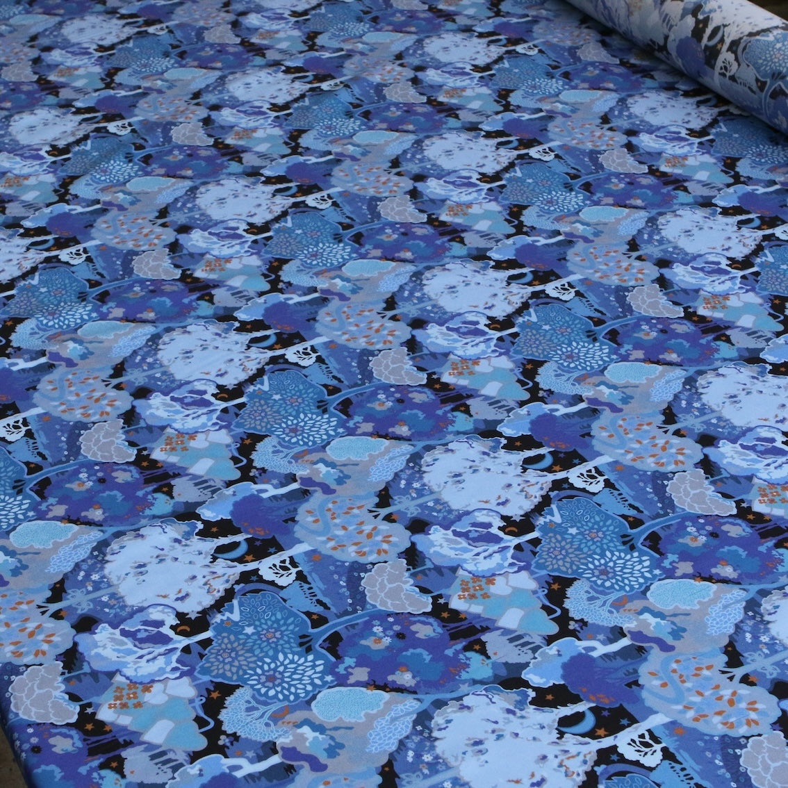 Aboretum Valley Liberty Tana Lawn™ - Premium Cotton Fabric for Quilting, Dressmaking & Home Decor | Perfect for Summer Dresses, Blouses & DIY Craft Projects