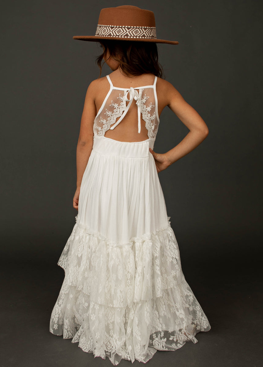 Elegant White Catrin Dress for Women - Perfect for Weddings, Parties & Special Occasions