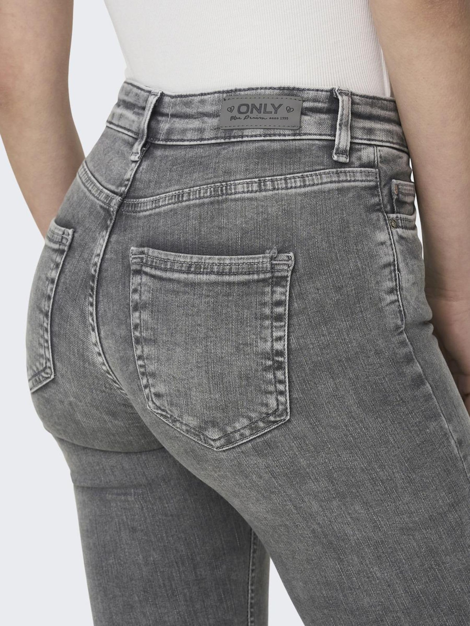 ONLY Women's High Waist Skinny Jeans - ONLBLUSH Medium Rise Stretch Denim Pants for Slim Fit | Perfect for Casual Outfits, Date Nights & Office Wear