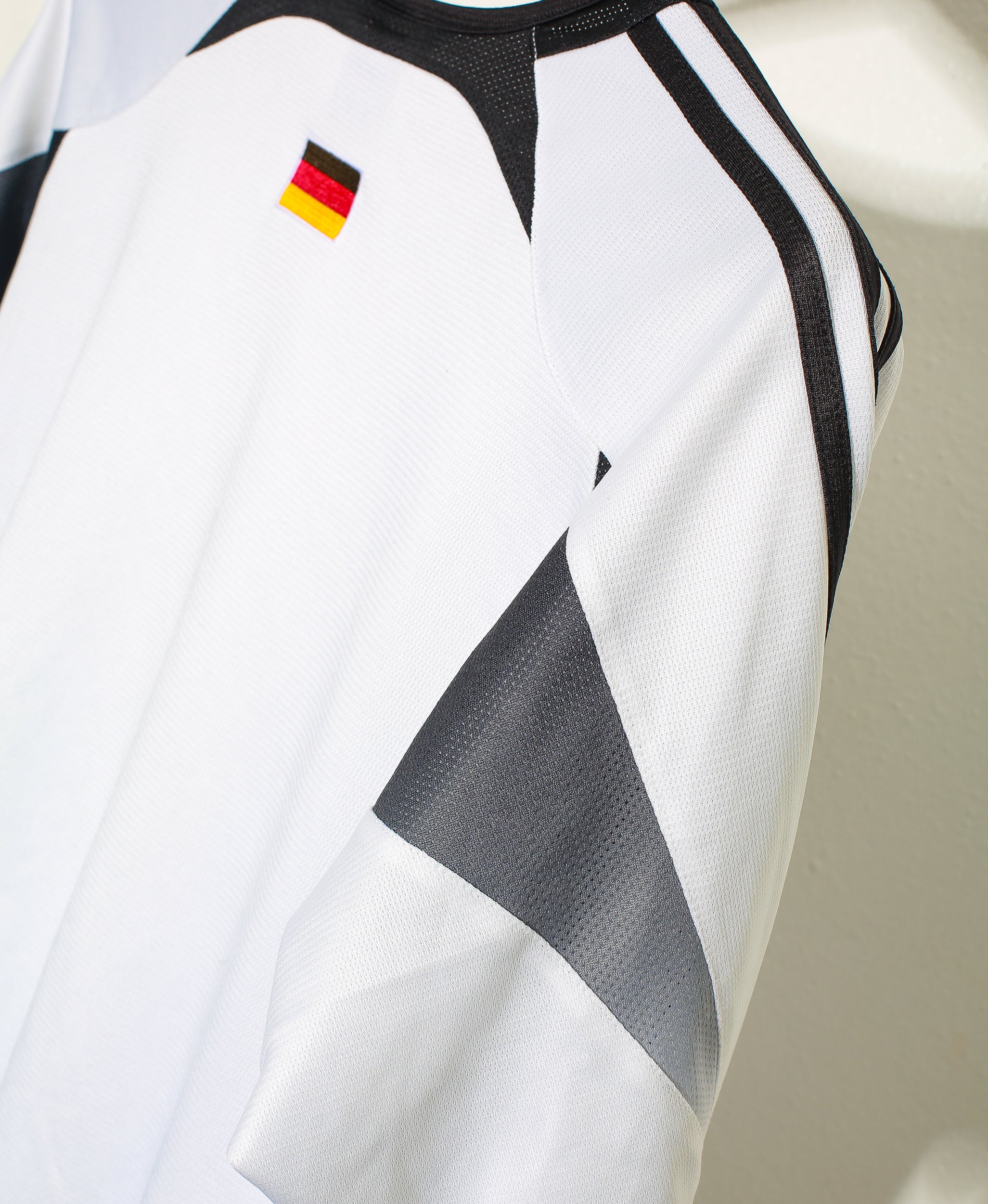 2004 Germany National Team Soccer Jersey - Authentic Replica Training Shirt (Large) - Perfect for Fans, Collectors & Match Days