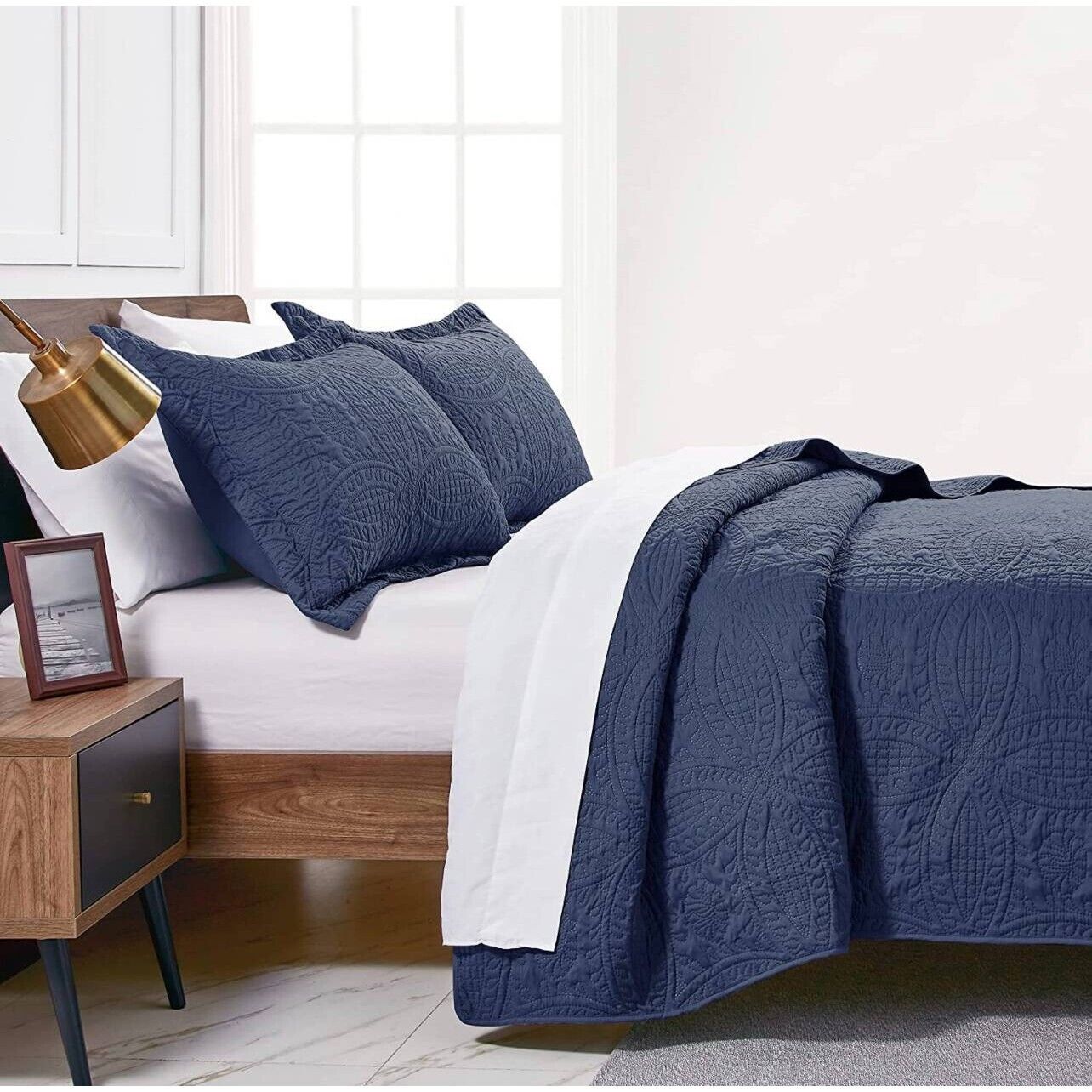 Loves Cabin King Coverlet Set - Quilt & 2 Pillow Shams, Country Farmhouse Style in Blue - Perfect for Bedroom Decor, Guest Room, and Cozy Farmhouse Aesthetic