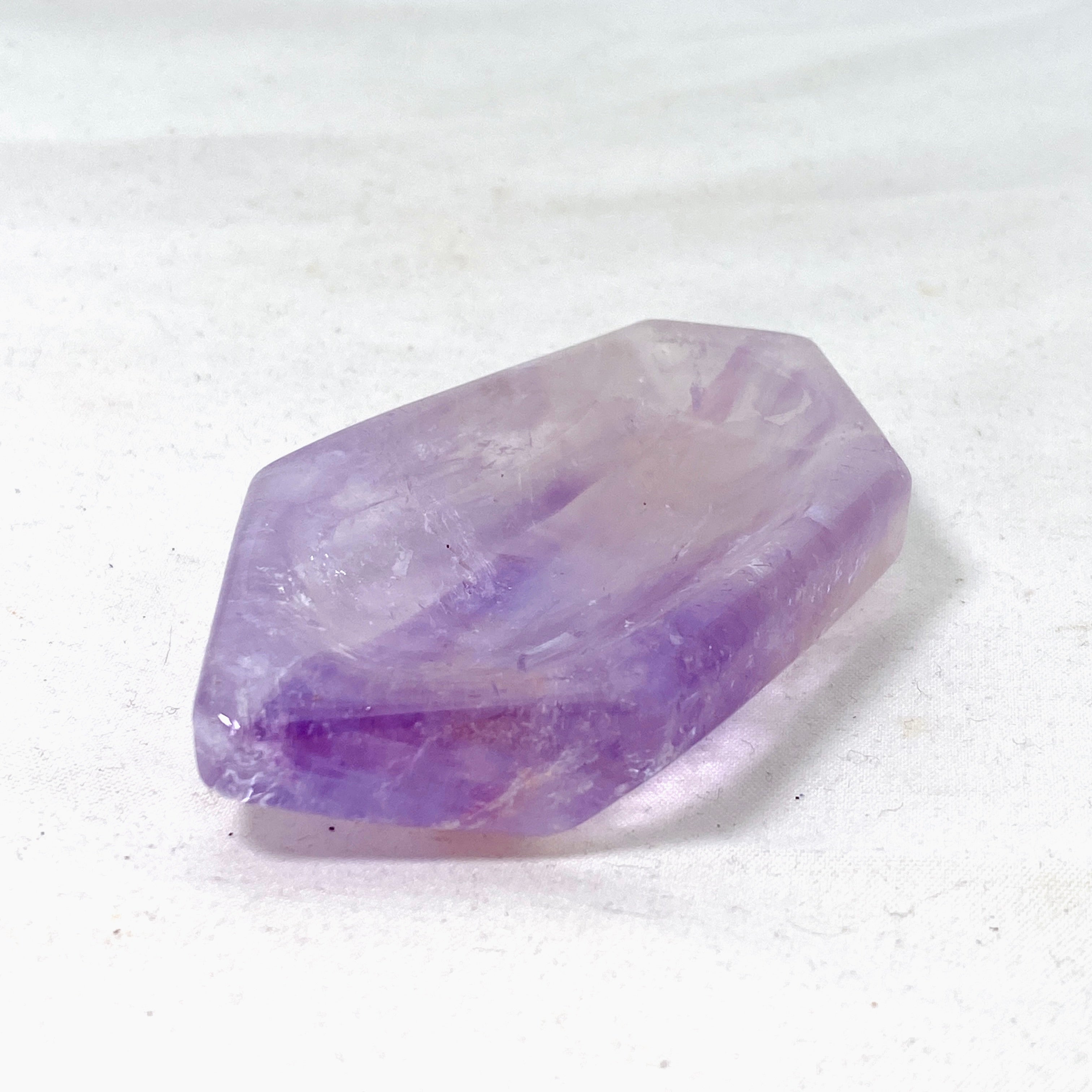 Amethyst Crystal Trinket Bowl - Handcrafted Decorative Jewelry Dish for Rings, Earrings & Small Accessories | Perfect for Vanity, Bathroom & Gift Giving