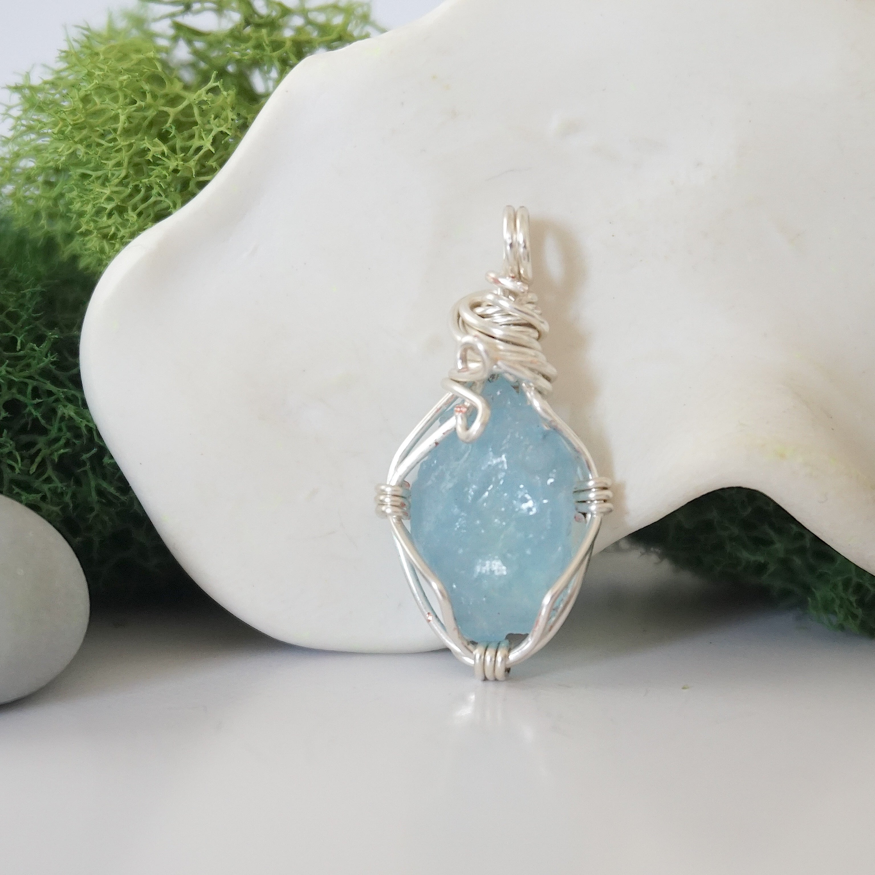 Elegant Aquamarine Birthstone Necklace - March Birthstone Jewelry for Women, Sterling Silver Pendant with Genuine Crystal | Perfect Gift for Mom, Daughter, Birthday & Anniversary