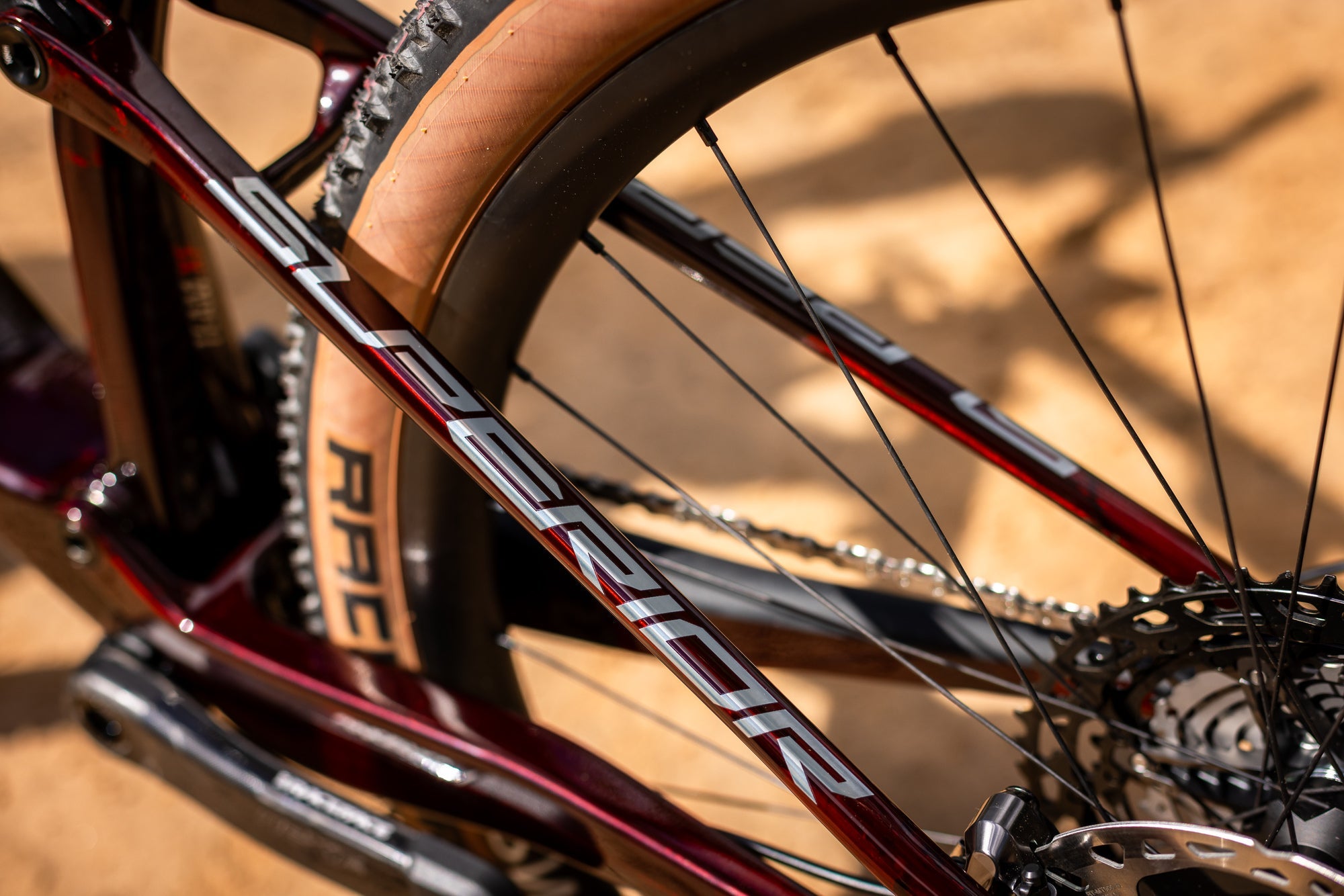 XF 29 Carbon XC Mountain Bike - Lightweight Full Carbon Frame, 29-Inch Wheels for Cross-Country Racing & Trail Riding | Perfect for Professional Cyclists & Mountain Adventures