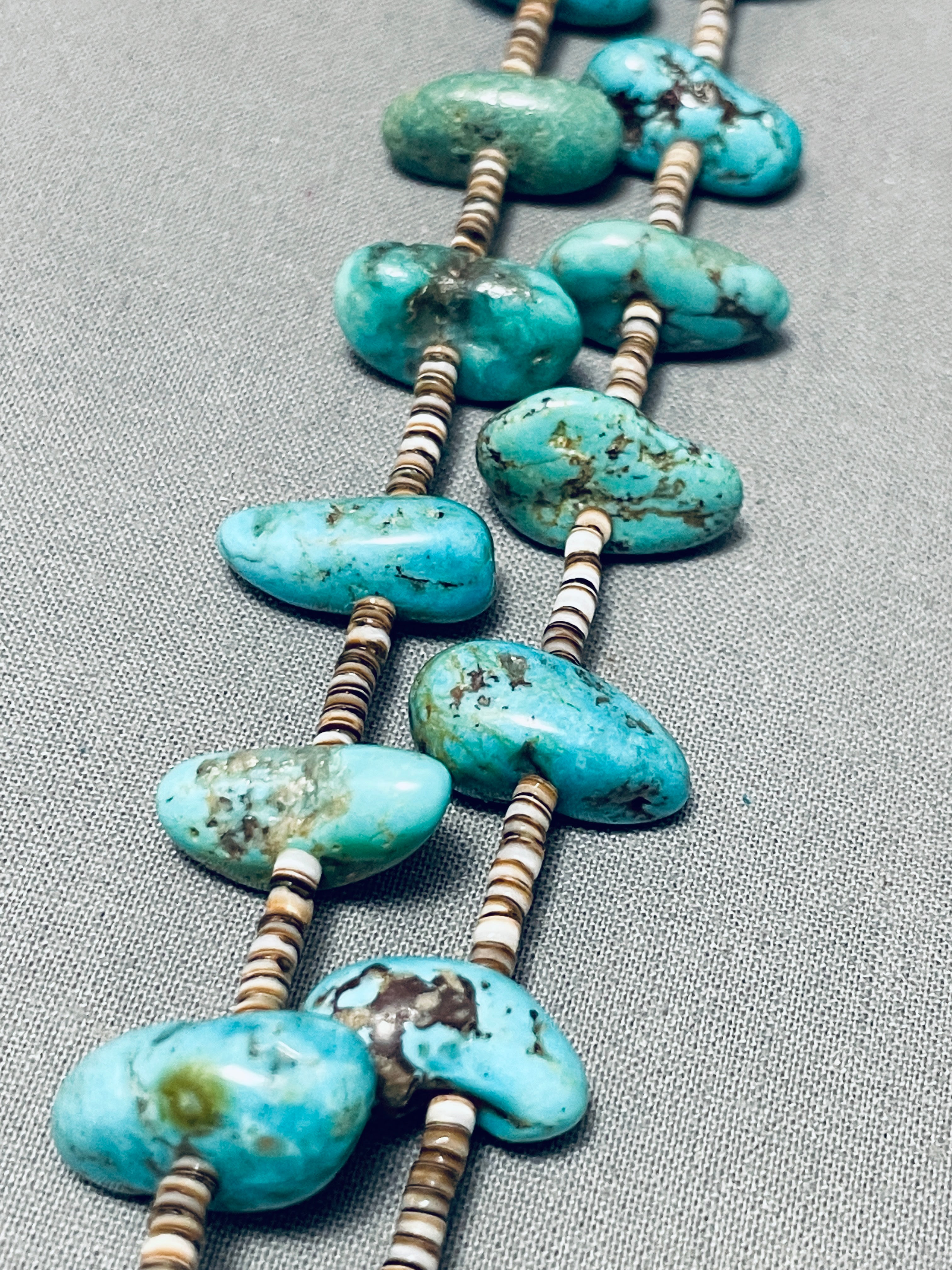 128 Gram Vintage Native American Navajo Chunky Turquoise Heishi Beaded Necklace - Handmade Southwest Jewelry for Women, Boho Fashion Accessory, Perfect for Festivals & Spiritual Ceremonies