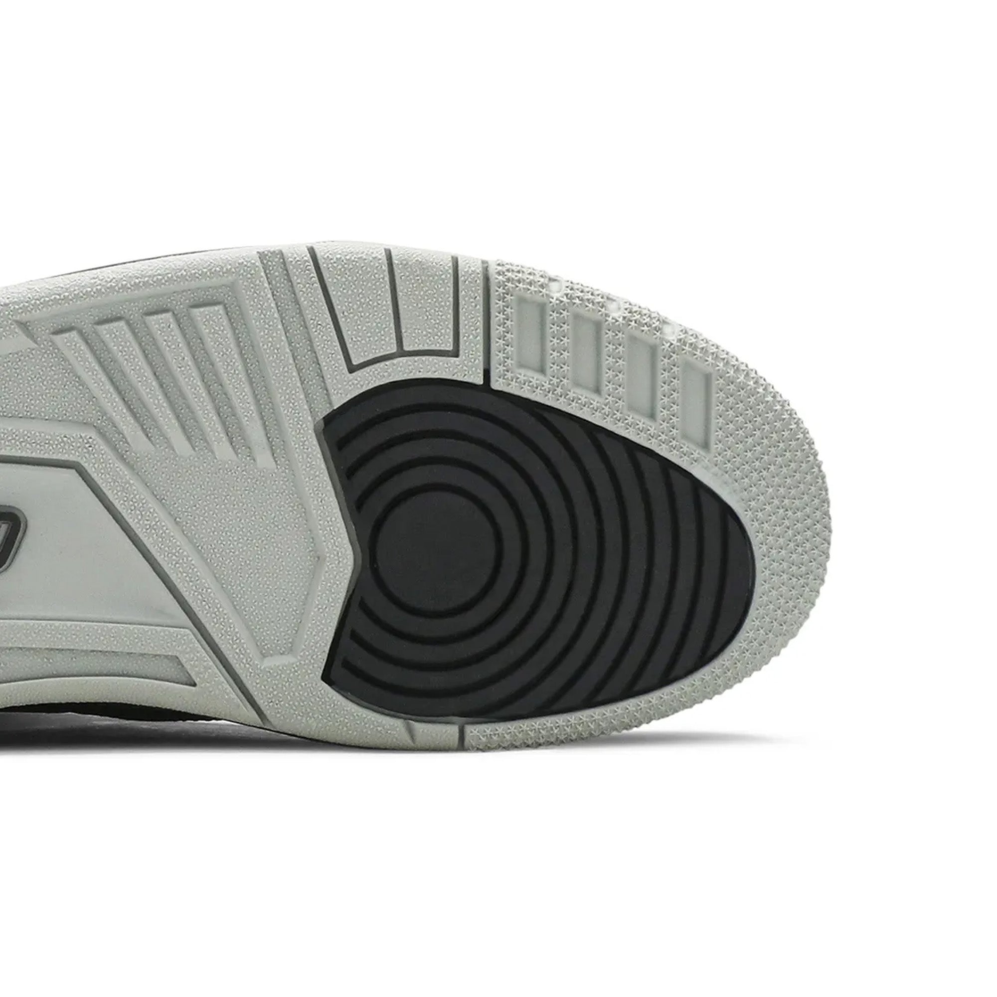 Air Jordan 3 Retro 'Black Flip' Men's Basketball Shoes (2011 Release) - Classic Sneakers for Streetwear & Casual Style