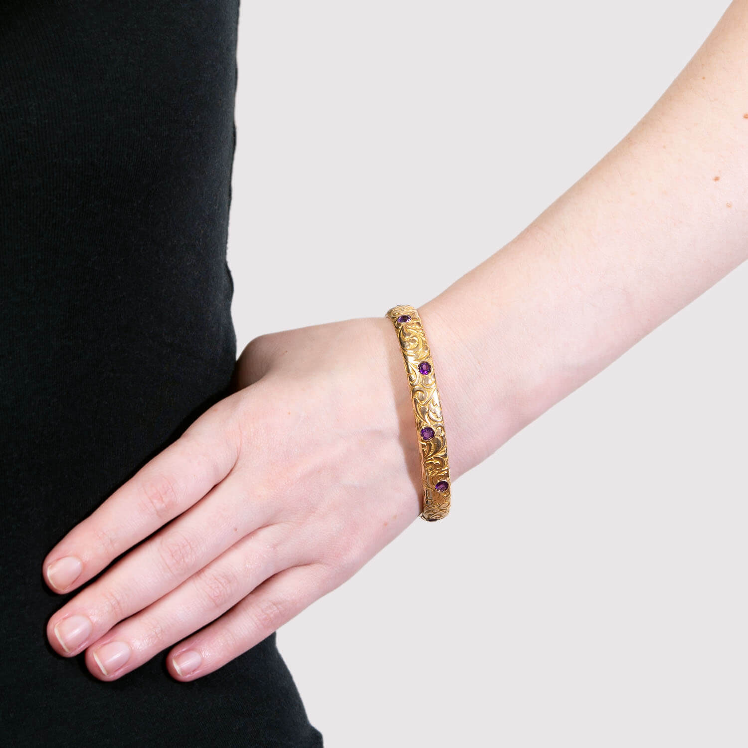 14K Gold Victorian Amethyst Carved Scroll Motif Bracelet - Elegant Jewelry for Weddings, Parties & Special Occasions