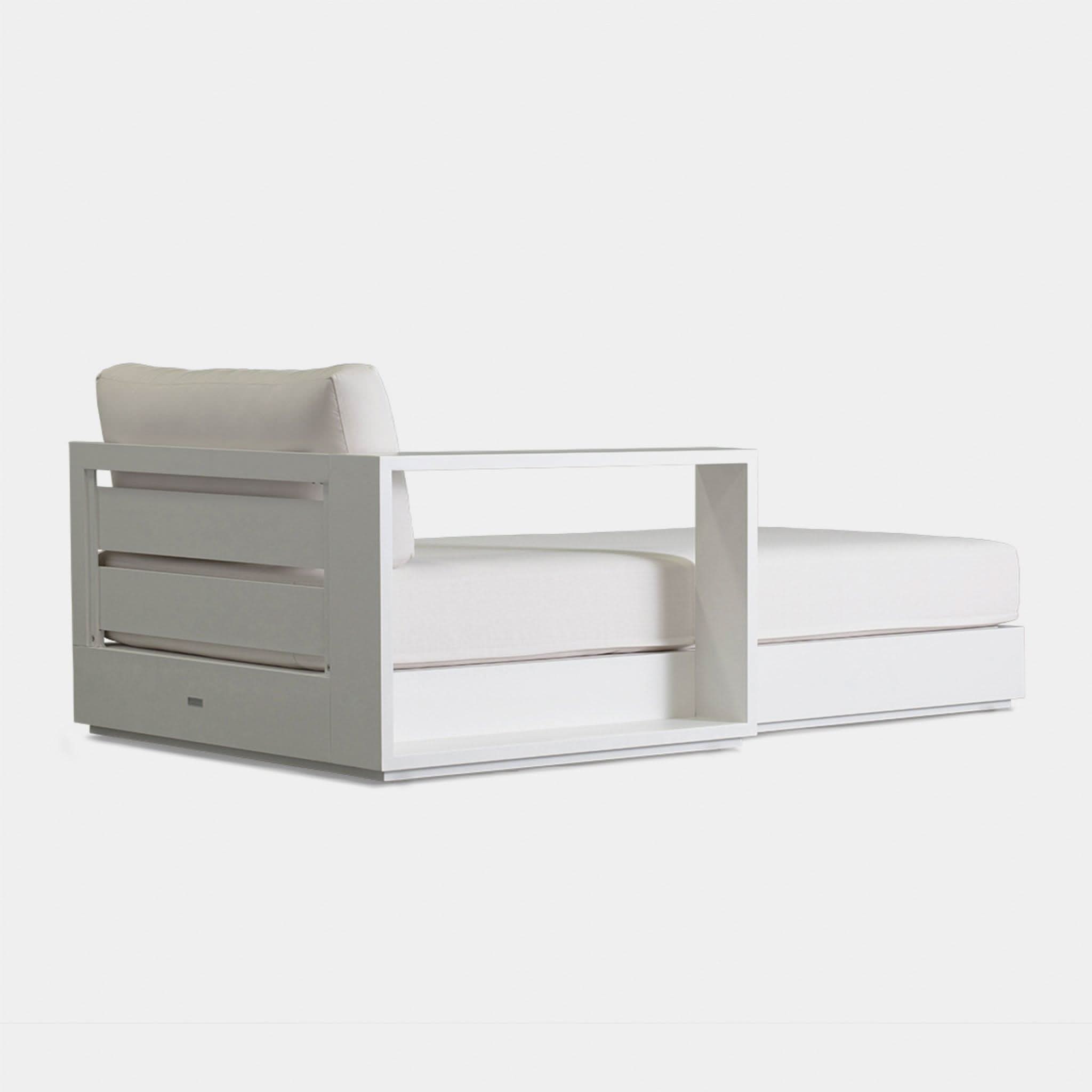 Hayman Aluminum Chaise Lounge Chair Left Facing - Outdoor Patio Furniture for Poolside, Beach, and Garden Relaxation