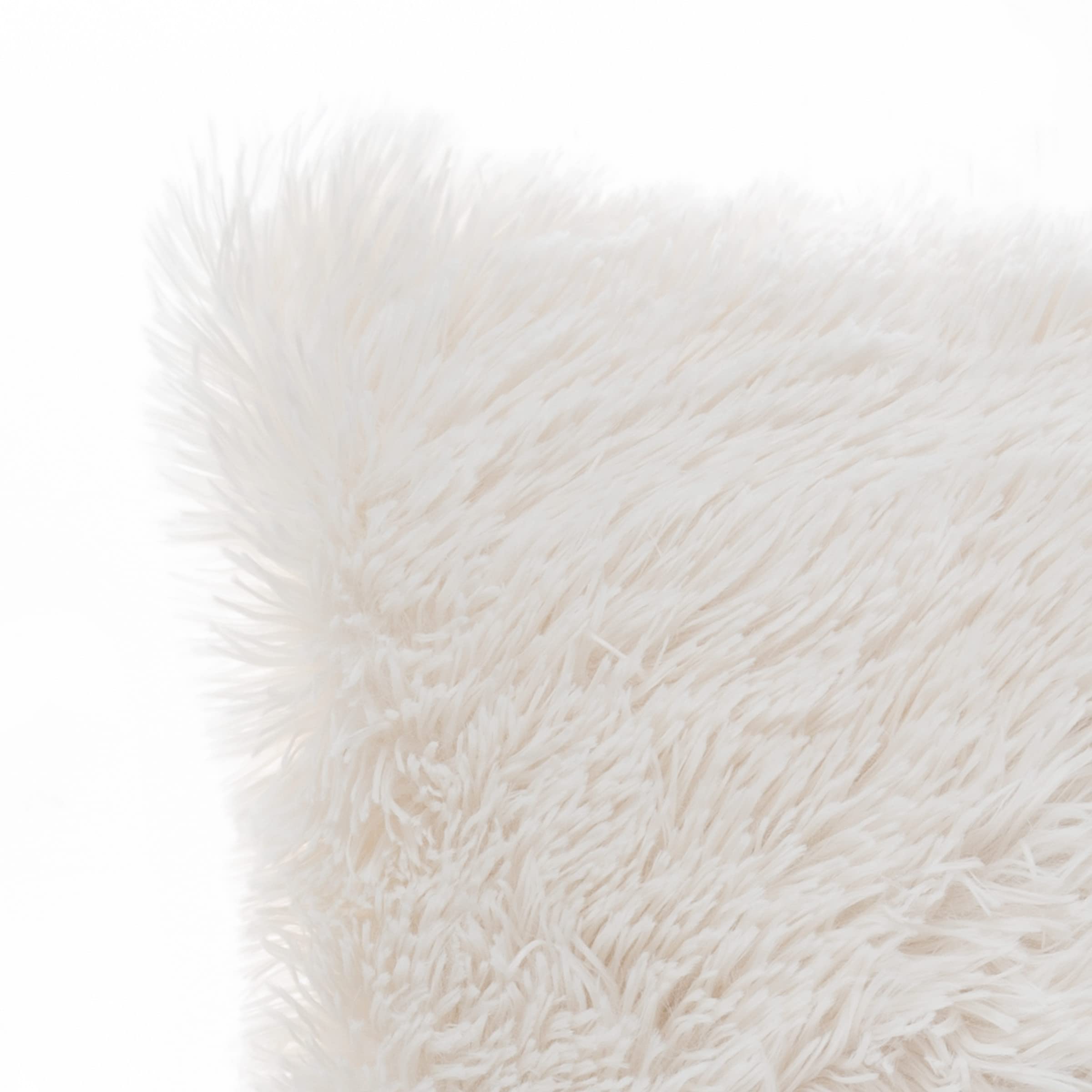 Luxury 18-Inch White Faux Fur Pillow Covers & Inserts Set - 4 Pack Square Shaggy Decorative Throw Pillows for Sofa, Bed, Couch - Soft Plush Home Decor for Living Room, Bedroom, Office (18x18 Inches) | Cozy Winter Home Styling & Comfortable Lounge Accents