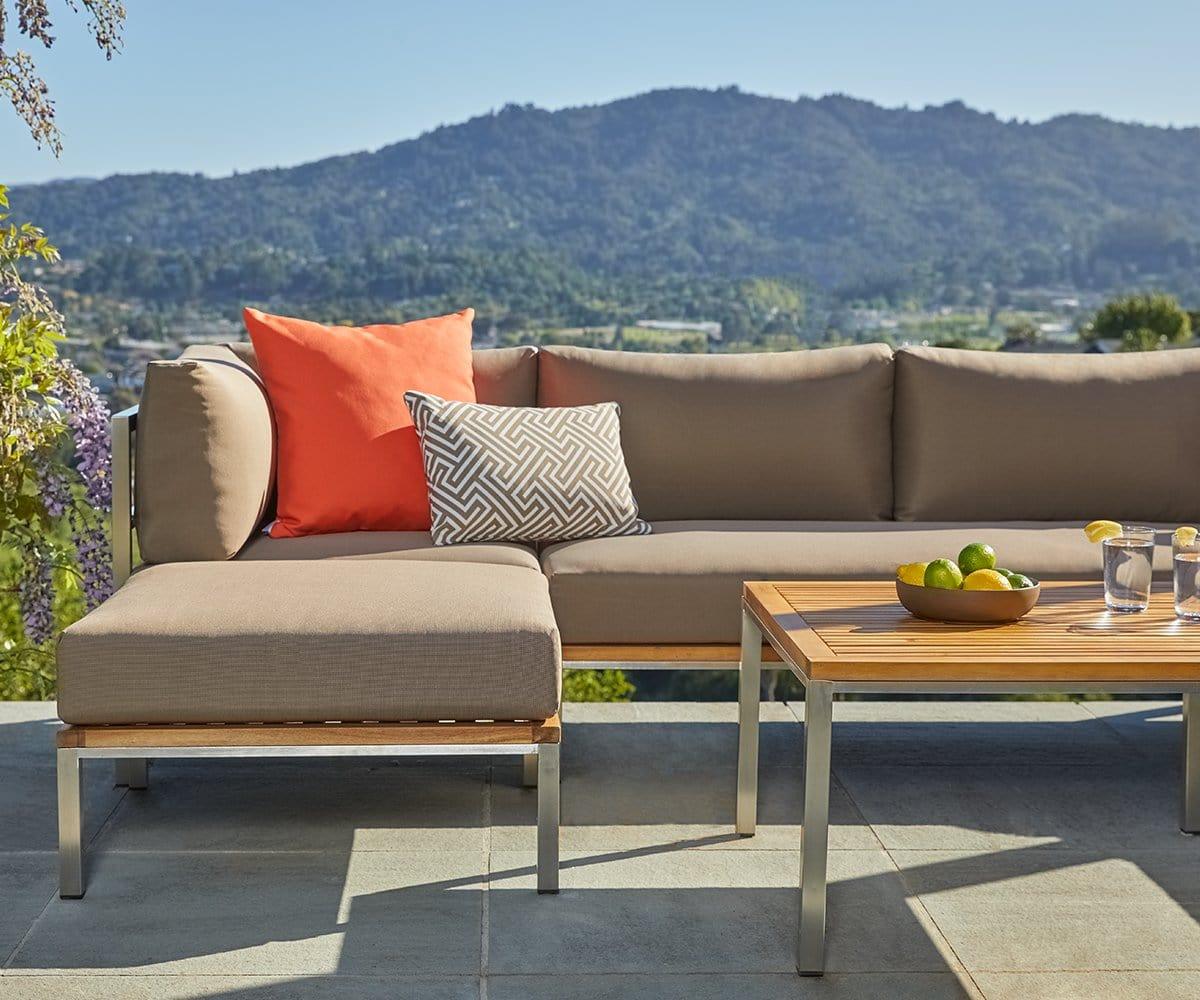 Farino Outdoor Ottoman - Waterproof Patio Furniture, Foldable Storage Bench for Garden, Deck, Poolside - Perfect for Relaxing & Extra Seating