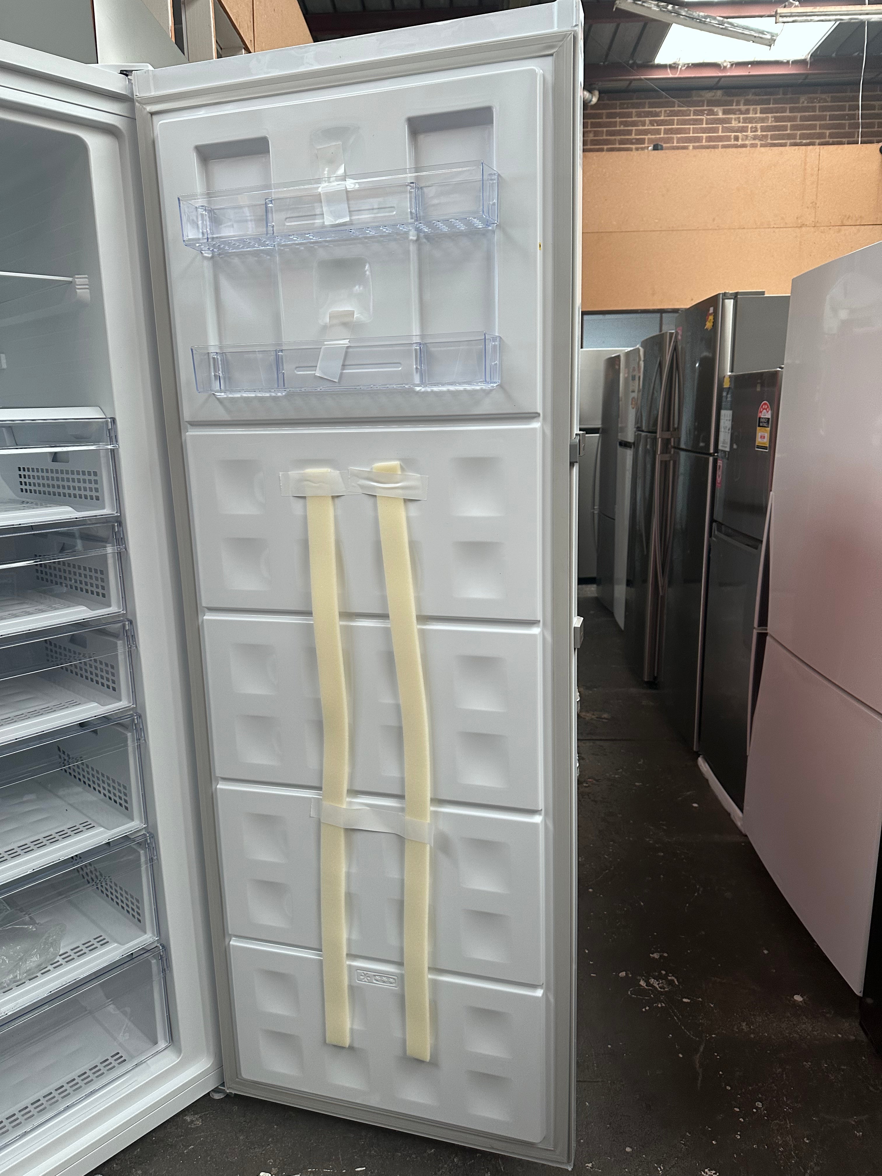 Beko 404L Frost Free Upright Freezer BVF404W - European Made, Energy Efficient, 12 Month Warranty - Perfect for Home, Restaurant & Commercial Kitchen Storage