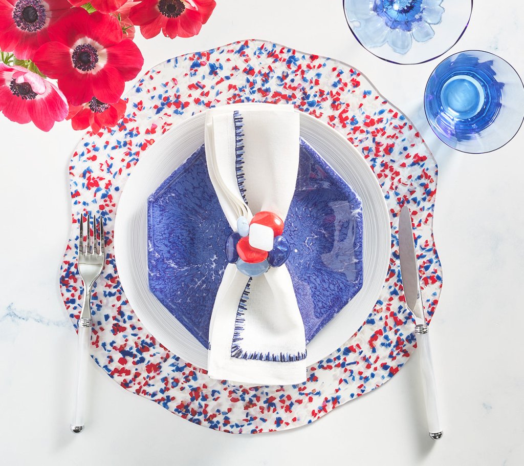 Patriotic Sea Stone Napkin Rings Set of 4 - Red White & Blue Coastal Table Decor for 4th of July, Thanksgiving & Beach-Themed Dinner Parties