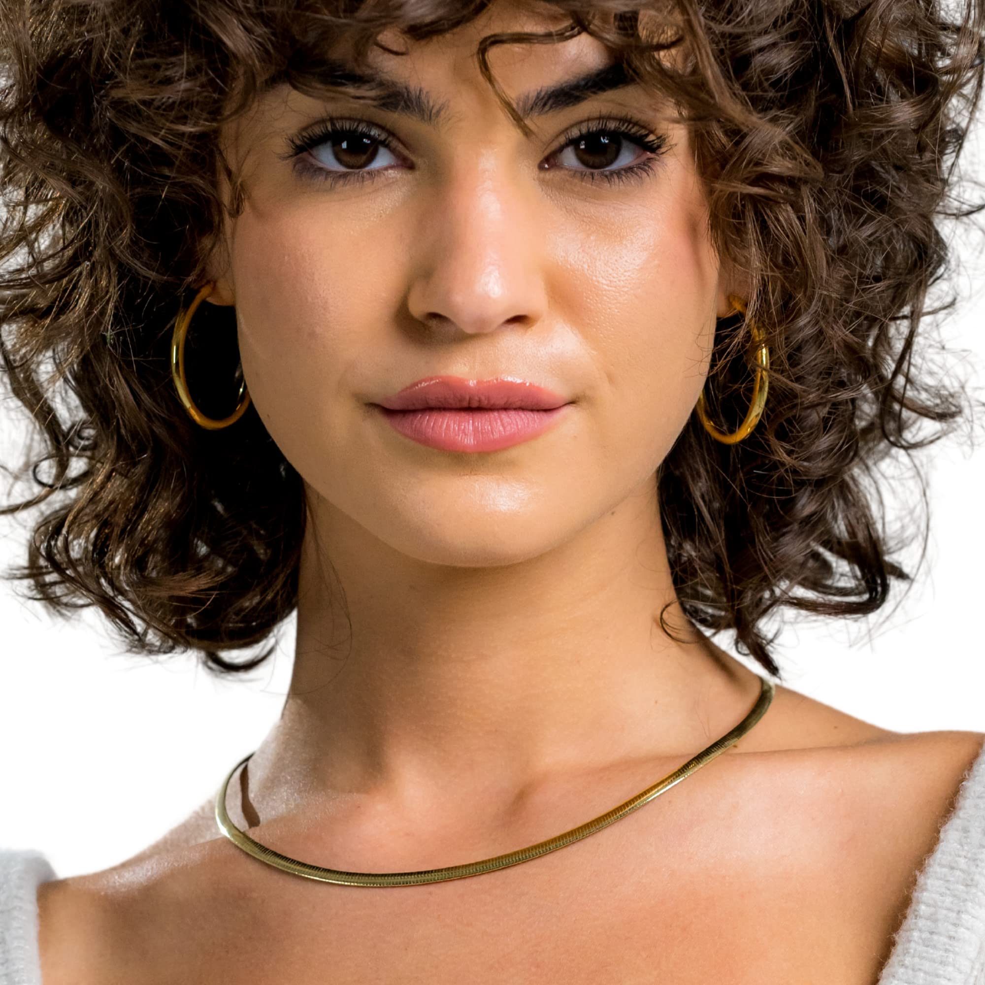 Beaux Bijoux Gold Chain Necklaces for Women - Herringbone, Paperclip & Omega Chains in Gold Plated Silver | Trendy Layering Necklaces for Everyday & Special Occasions | Customizable Width & Length | Perfect Gift for Her