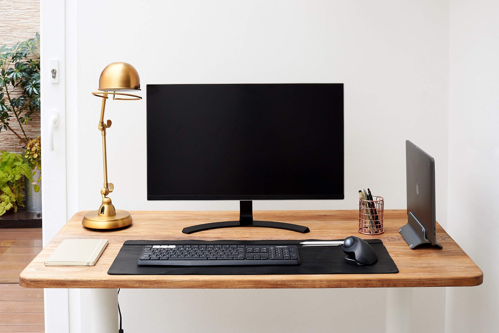 Premium Black Leather Desk Pad for Men - Handmade Blotter & Organizer | Office Supplies & Accessories for Laptop & Home Office | Perfect Gift for Professionals & Executives | Ideal for Work Desks, Conference Rooms & Executive Offices