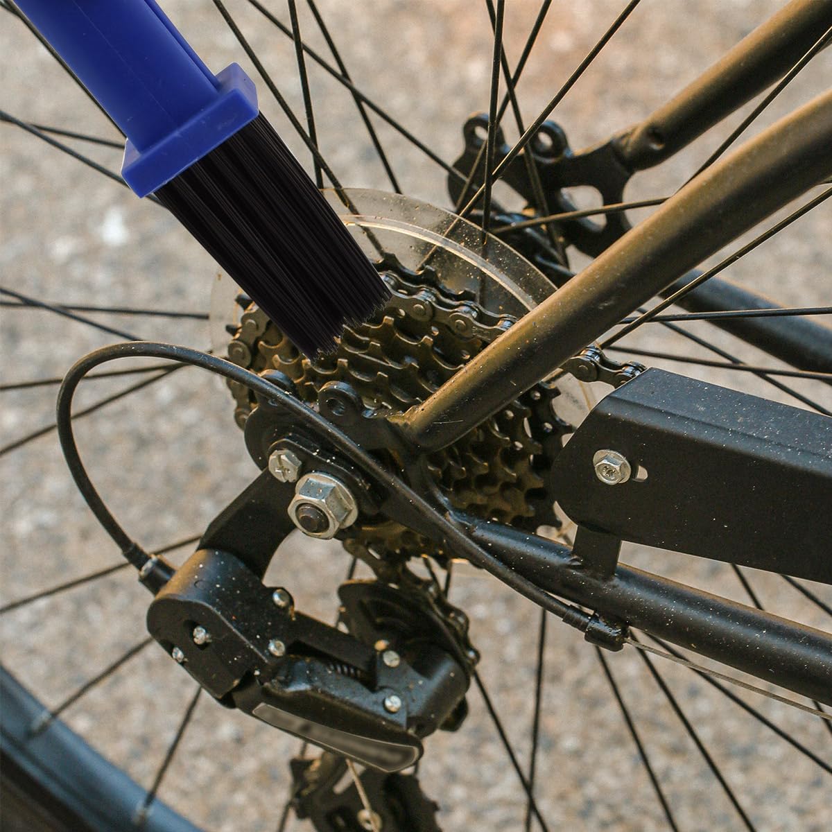 Bike Chain Cleaner Brush - Motorcycle & Bicycle Chain Washer Tool for Easy Cleaning