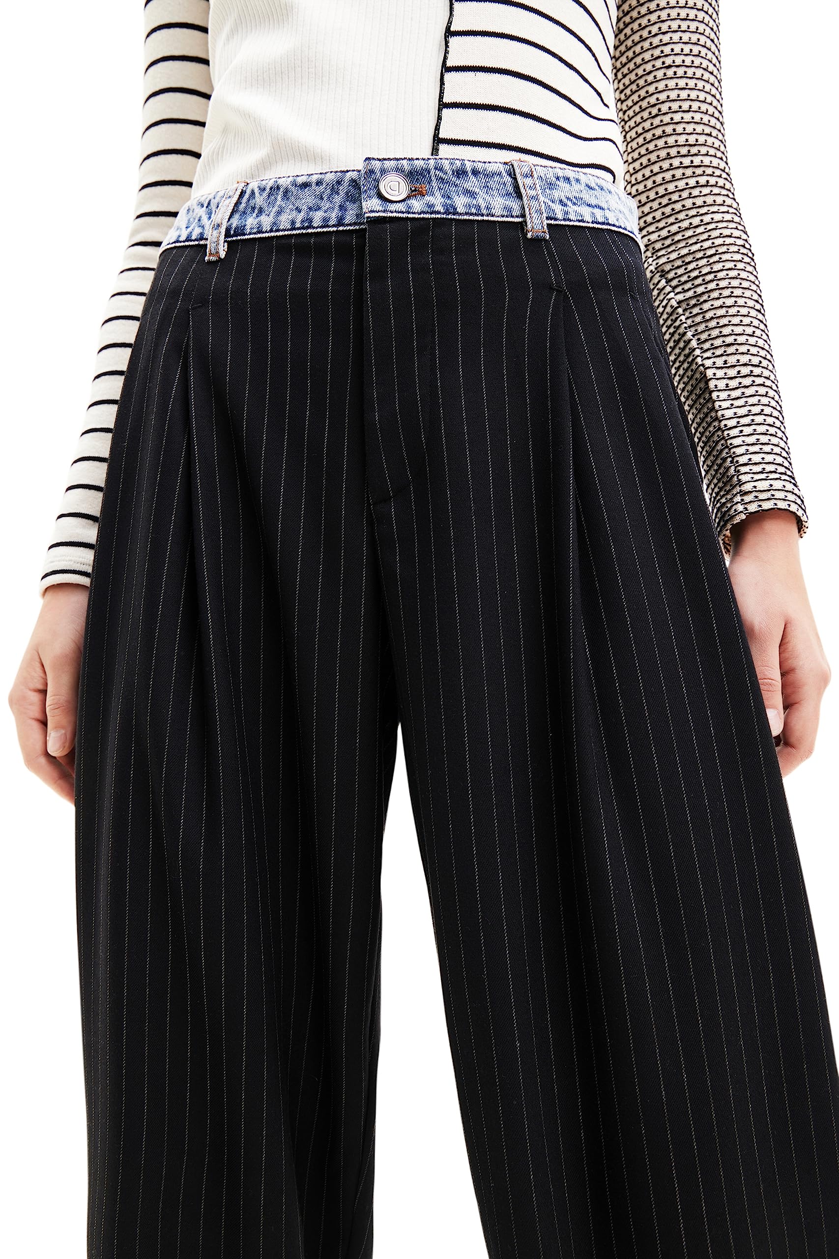 Desigual Women's Woven Long Pants - Comfortable High-Waist Trousers for Casual Wear, Office & Travel - Plus Size Available