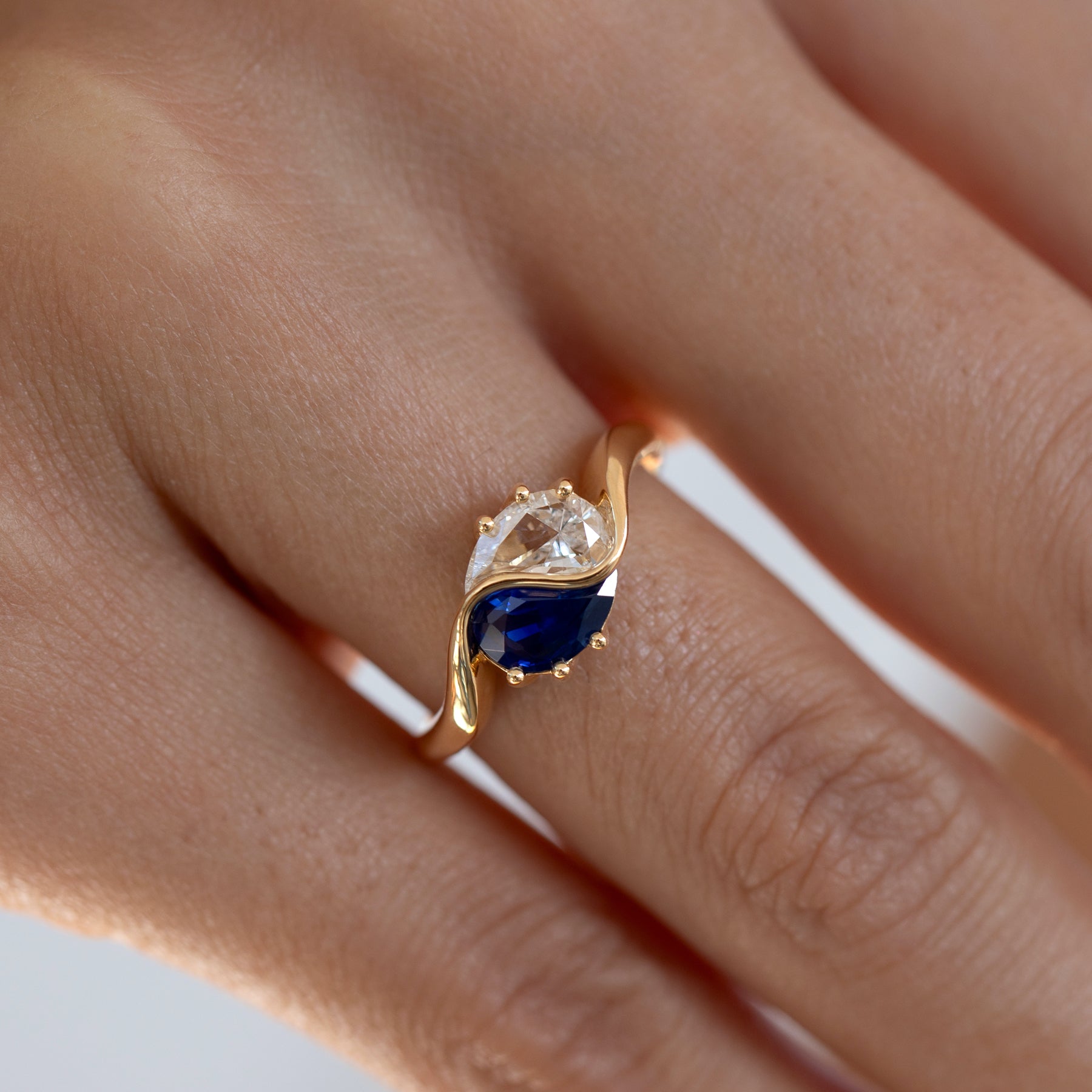 Exquisite Yin Yang Blue Sapphire & Diamond Ring for Women - Elegant Jewelry Gift for Anniversary, Engagement & Special Occasions