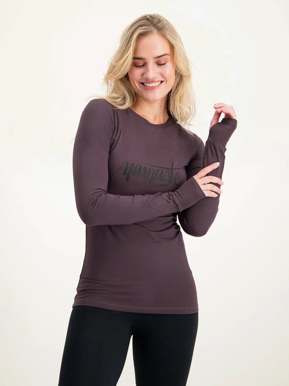 Urban Goddess Namaste Long Sleeve Yoga Top for Women - Comfortable Workout Shirt in Berry Color - Perfect for Yoga, Pilates & Gym Sessions