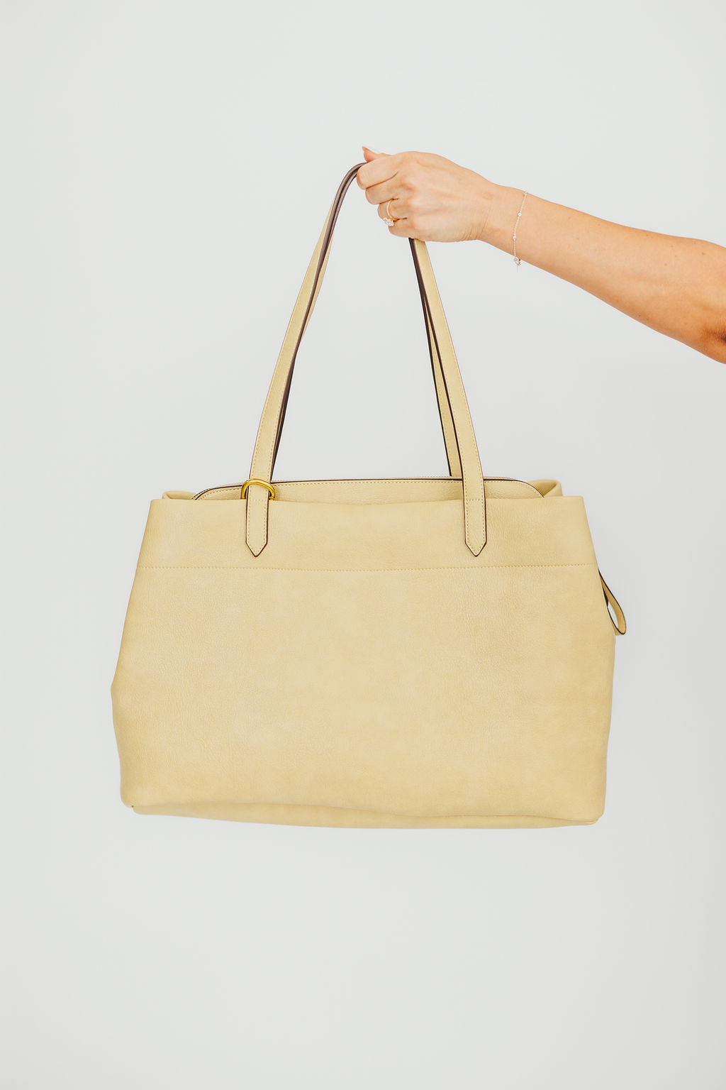 Romy Weekender Travel Tote Bag in Butter Yellow - Perfect for Weekend Getaways, Beach Trips & Gym Essentials | Spacious Carryall with Zipper Closure