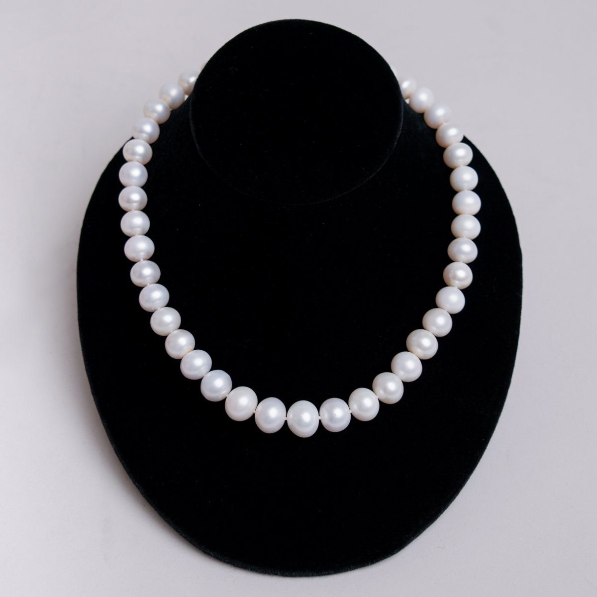 Elegant Large Round White Pearl Necklace for Women - Perfect for Weddings, Parties & Formal Events