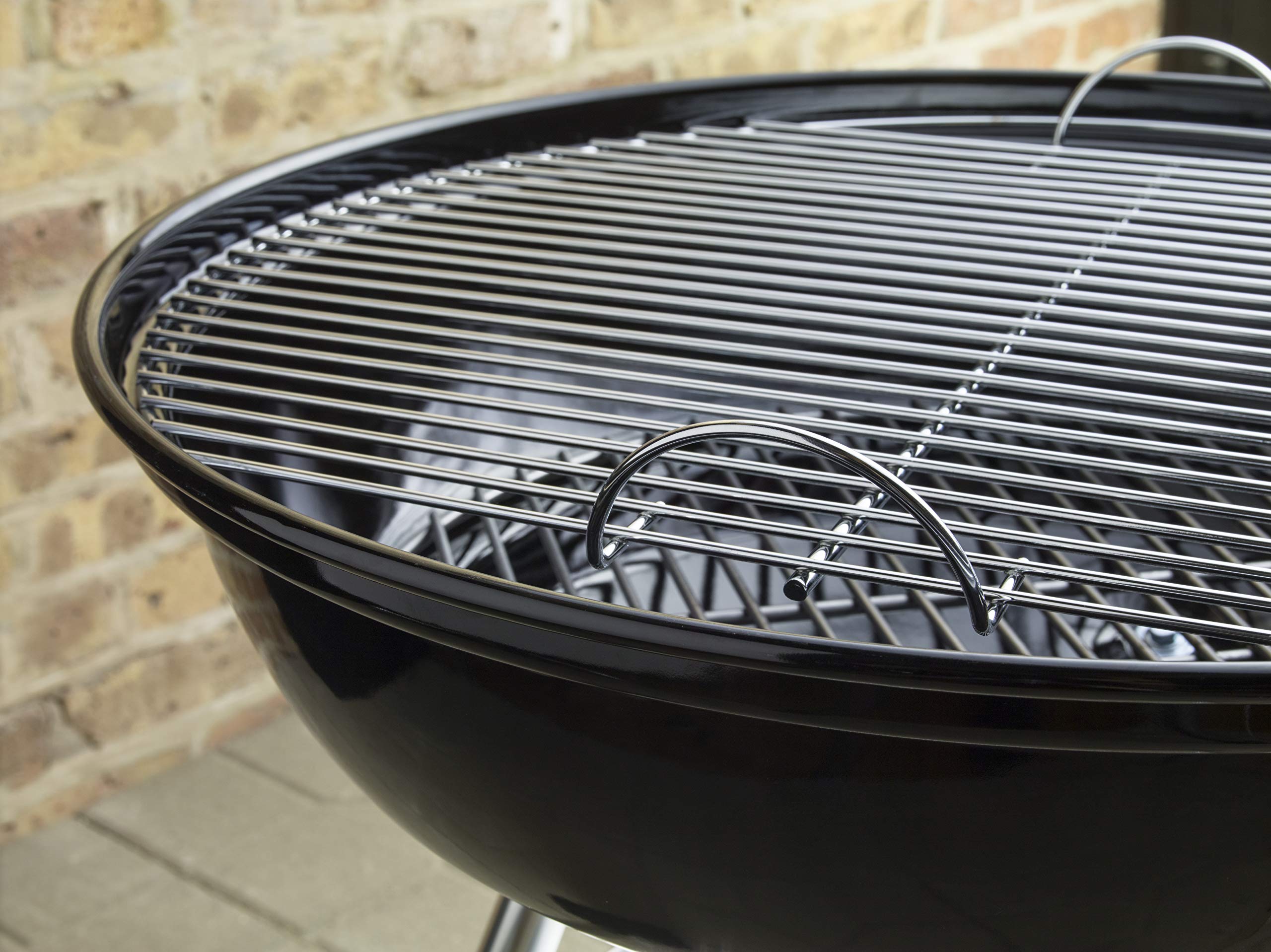 Weber Compact Kettle Charcoal Grill - 22.4 Inch (57cm) Porcelain-Enameled BBQ Grill with Tripod Stand & Wheels, Chrome-Plated Cooking Grate - Perfect for Backyard, Camping & Tailgating (Model 1321004) - Black
