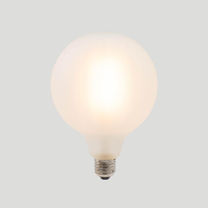 G125 E27 LED Bulb 8W 3000K Warm White - Energy Efficient Light Bulb for Home, Office, and Restaurant Lighting