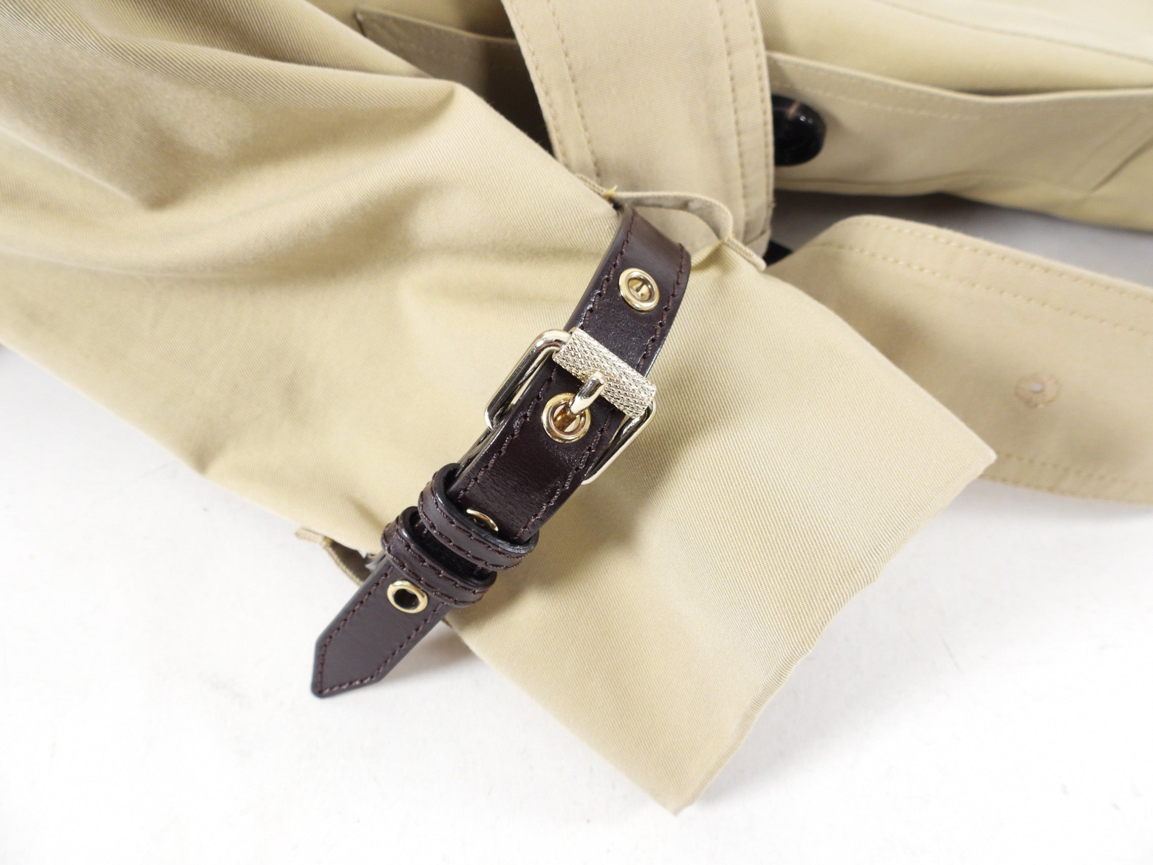 Burberry Short Trench Coat with Leather Cuff Details | Waterproof Outerwear for Women | Perfect for Business, Travel & City Styling in USA