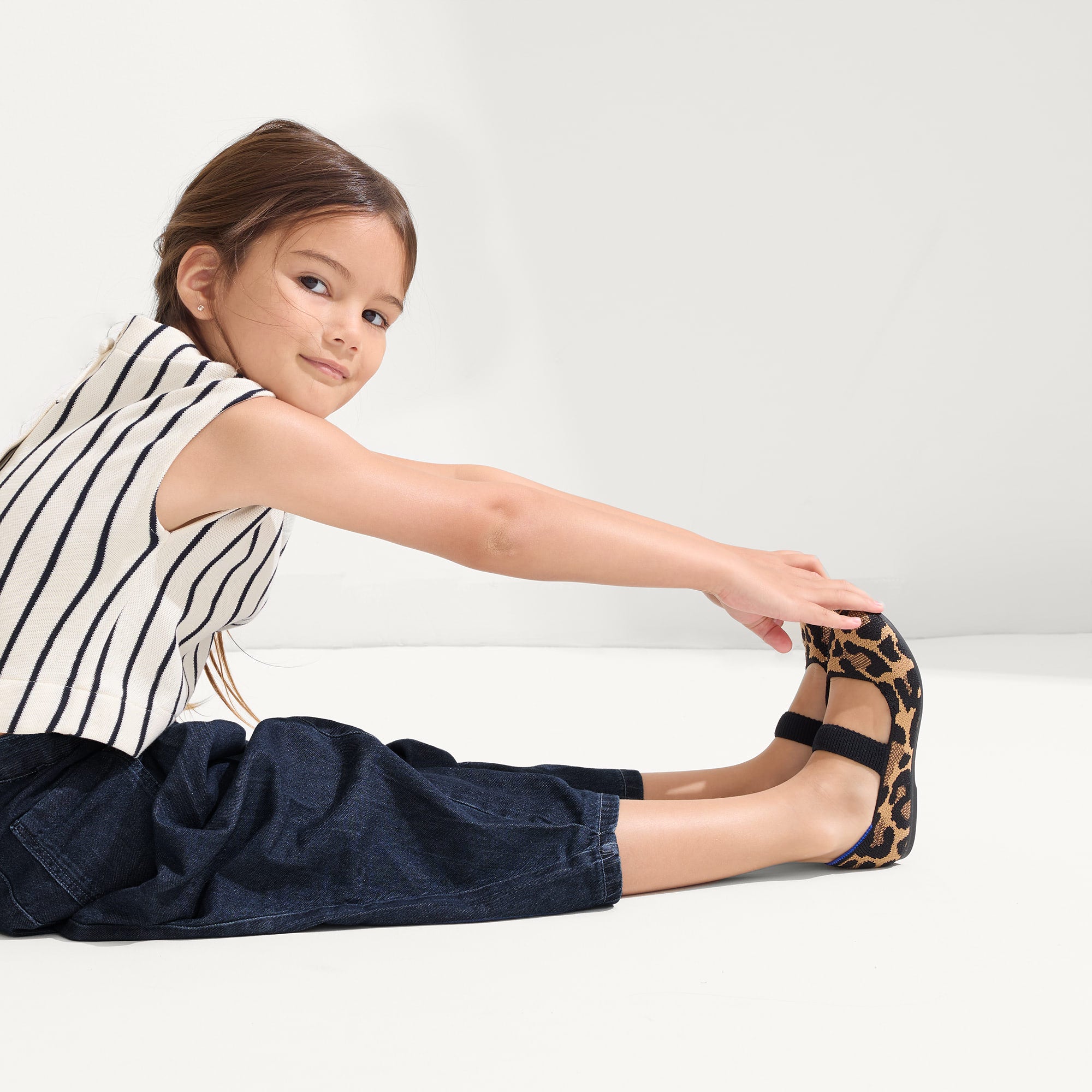 Amber Cat Kids Mary Jane Shoes - Comfortable & Stylish School Shoes for Girls - Perfect for School, Parties & Special Occasions