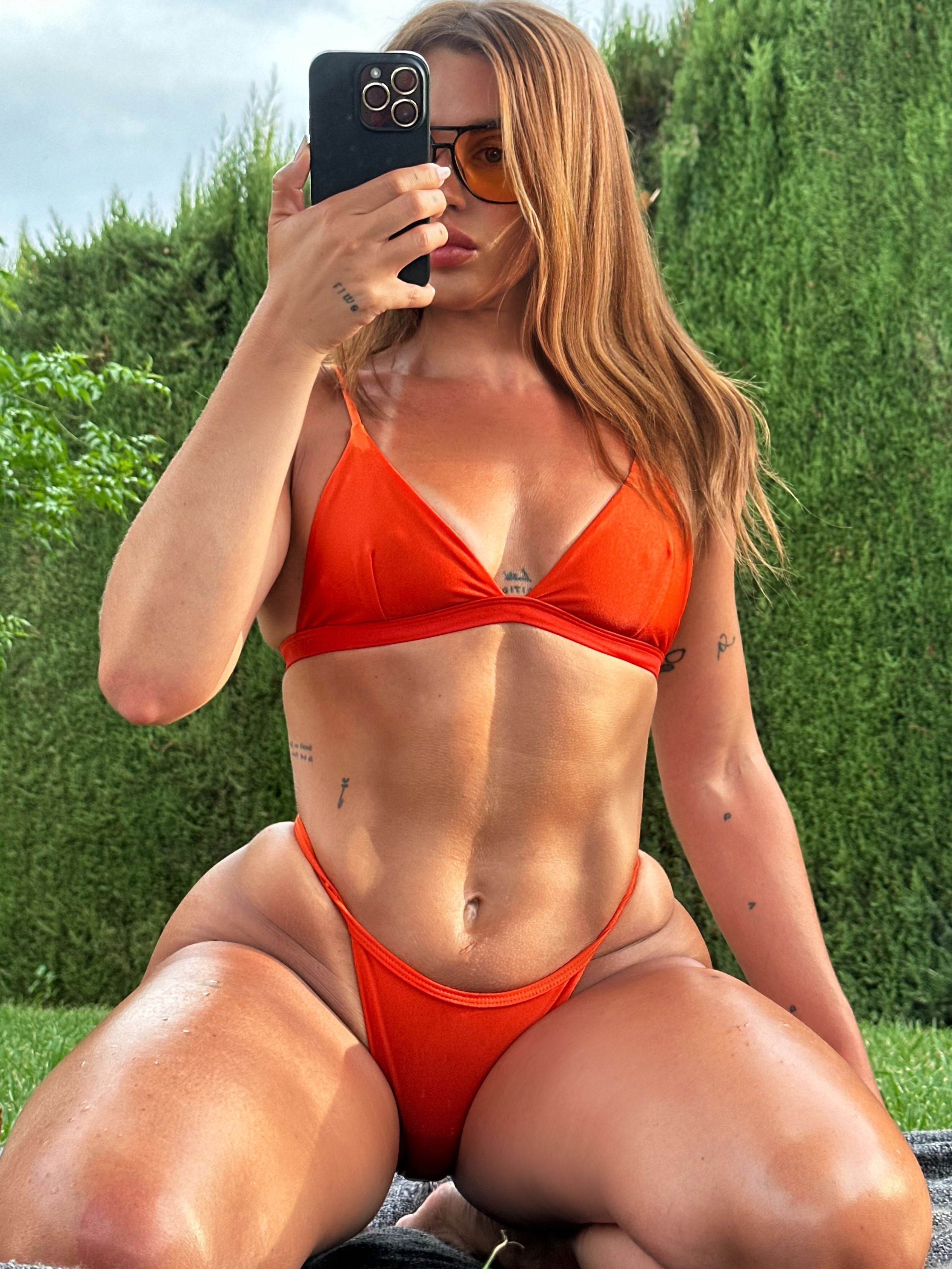 ZASUWA Women's Solid Color Bikini Set - Sexy Swimwear Two Piece Bathing Suit for Beach, Pool & Vacation | Carmen