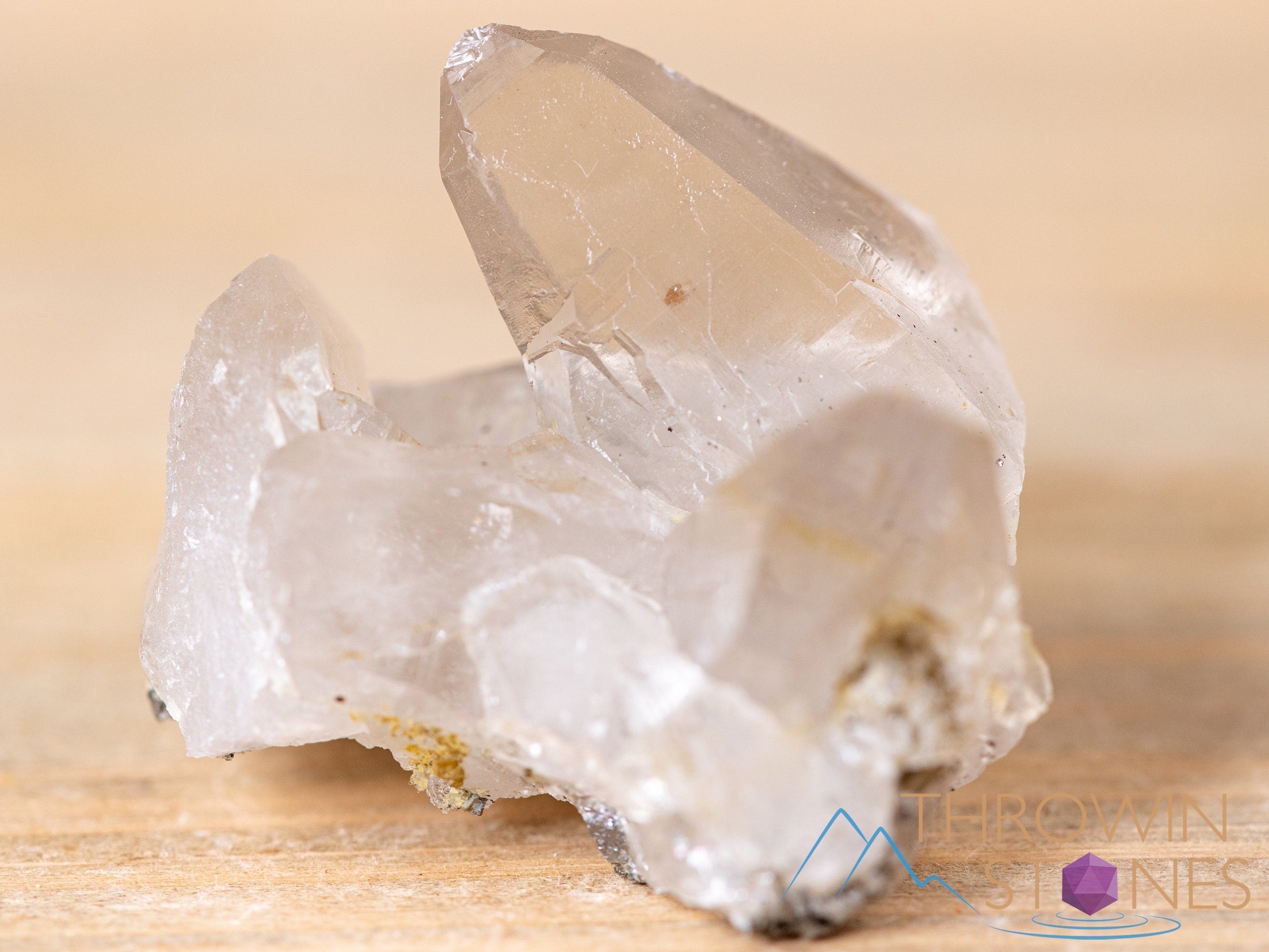 Natural Hiddenite Quartz Raw Crystal Tessin - Healing Stone for Home Decor, Housewarming Gift & Spiritual Energy - Perfect for Meditation, Feng Shui & Crystal Collections