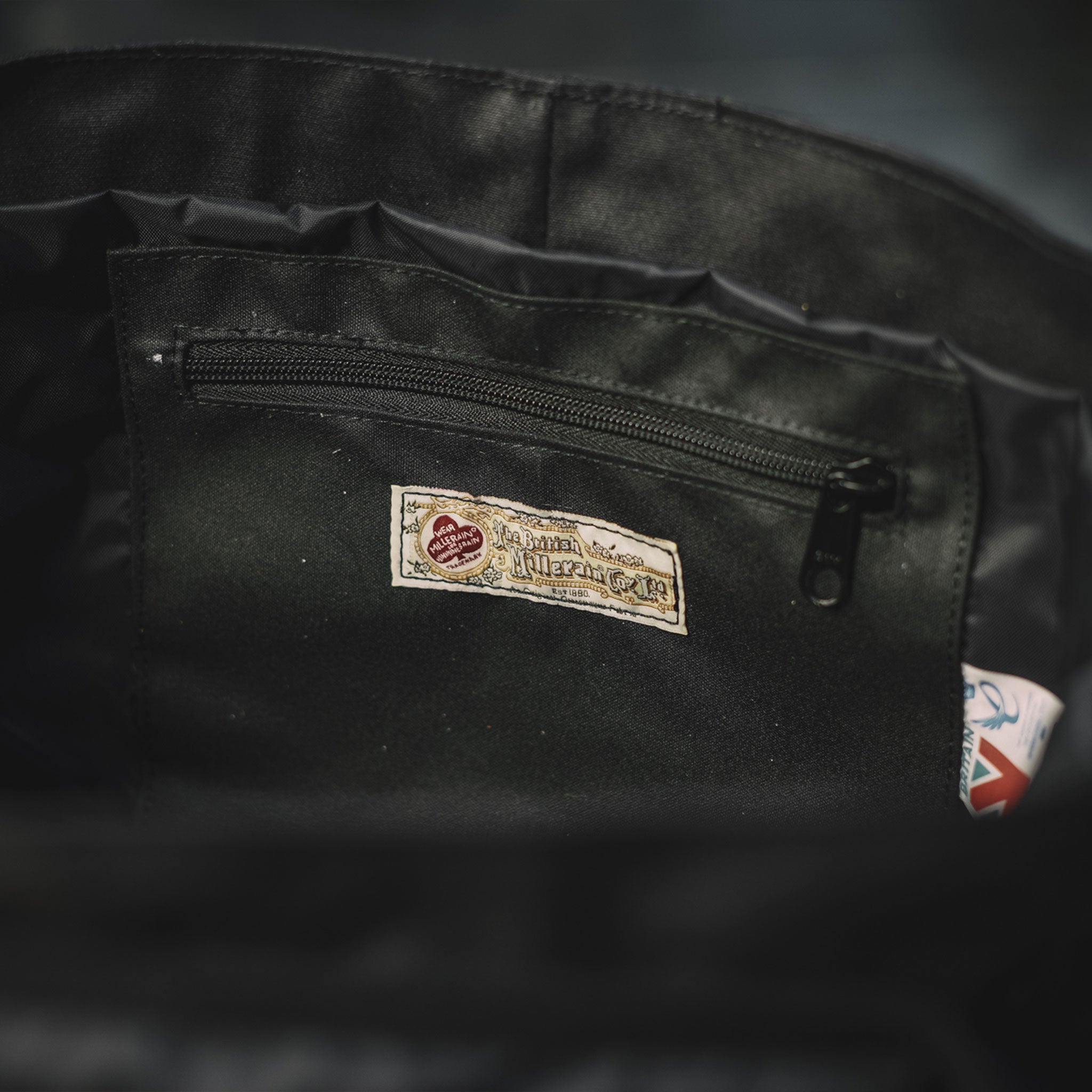 Wyresdale Black - Premium Quality Apparel for Men & Women | Stylish & Comfortable for Casual Wear, Office & Outdoor Activities