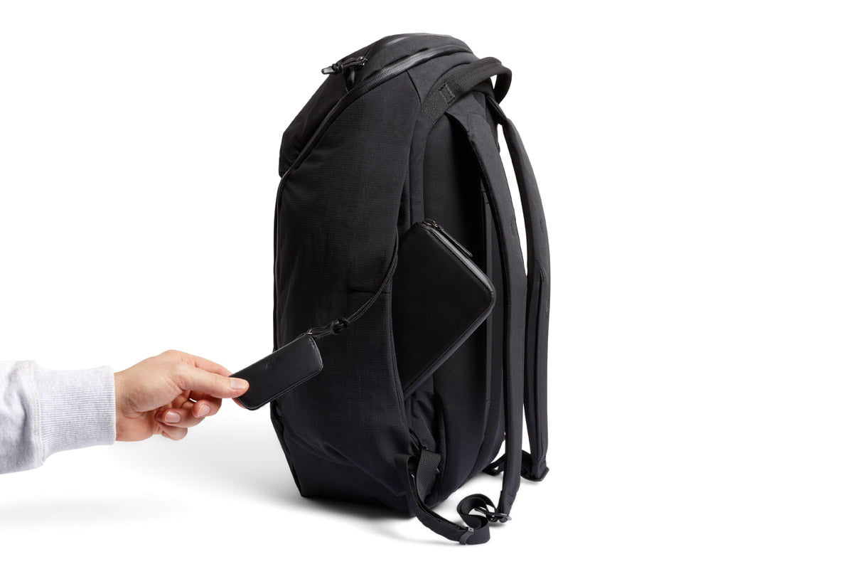 Bellroy Venture Ready Pack 26L - Waterproof Hiking Backpack for Men & Women, Lightweight Travel Daypack with Laptop Sleeve - Perfect for Outdoor Adventures, Commuting & Business Travel