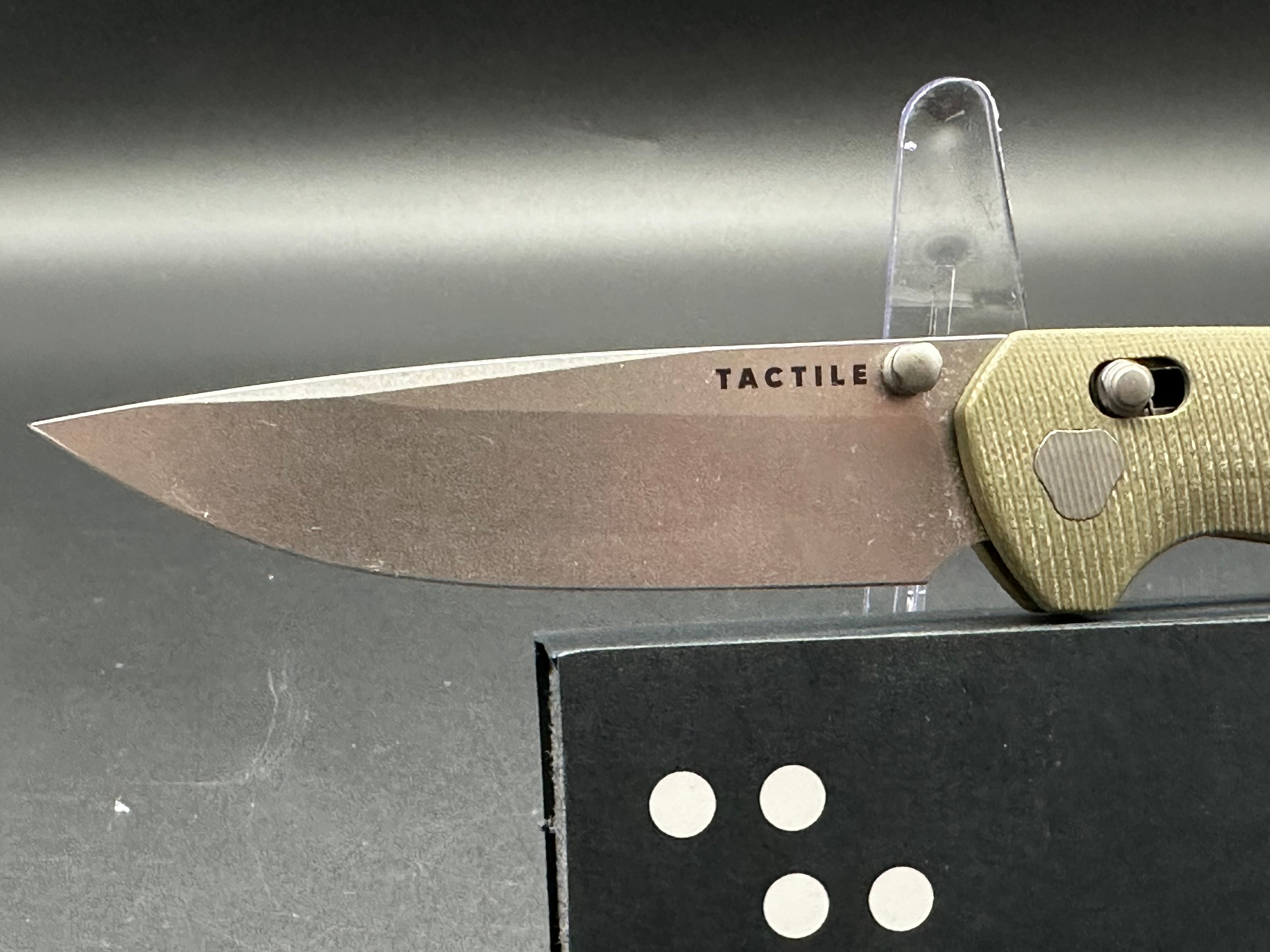 Tactile Knives Maverick - Green G10 Handle with MagnaCut Blade - EDC Folding Pocket Knife for Outdoor, Camping & Everyday Carry (EDC)