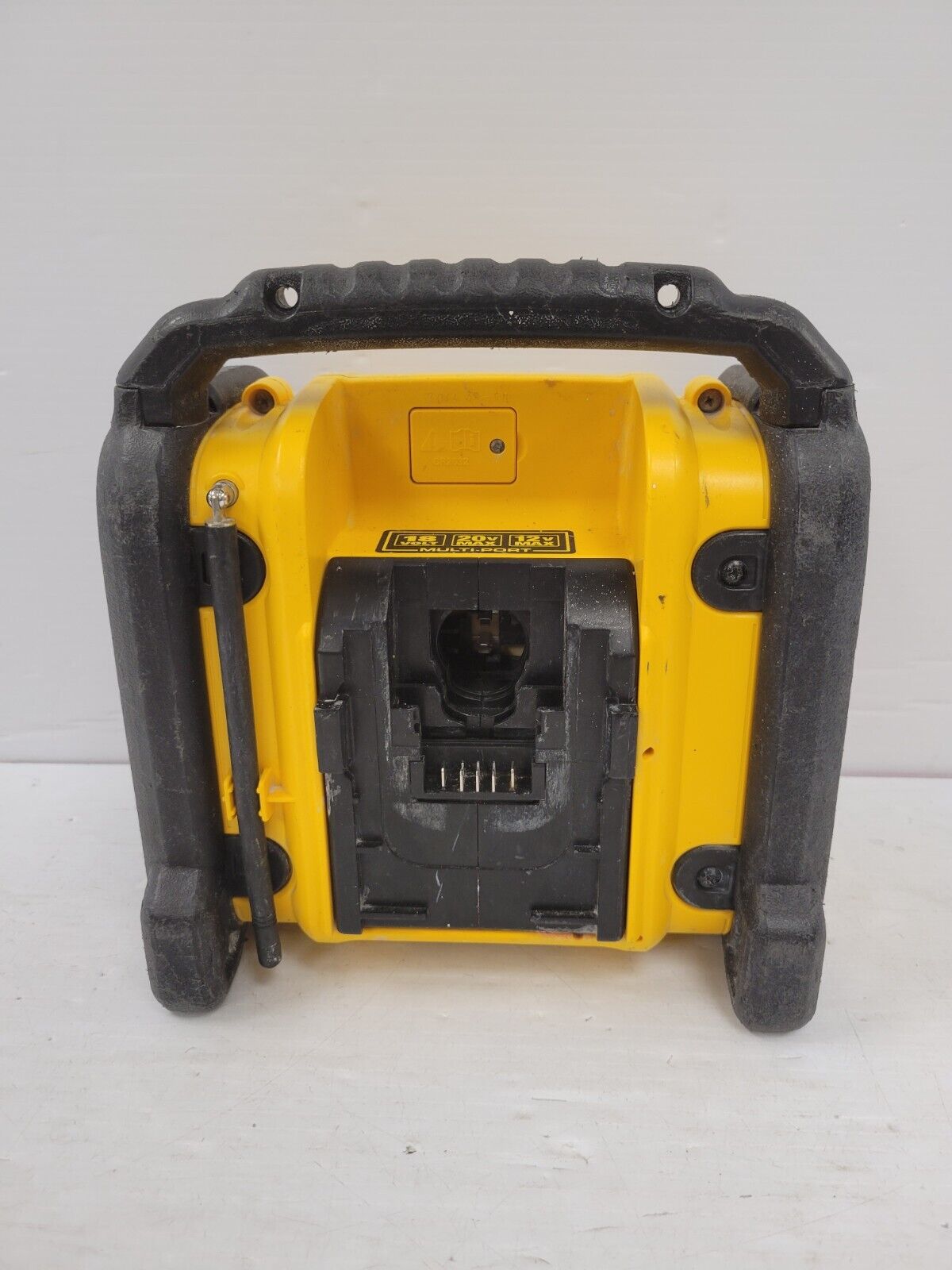 DEWALT DCR018 Jobsite Radio with Bluetooth - Portable Worksite Speaker for Construction, Outdoor & Garage Use