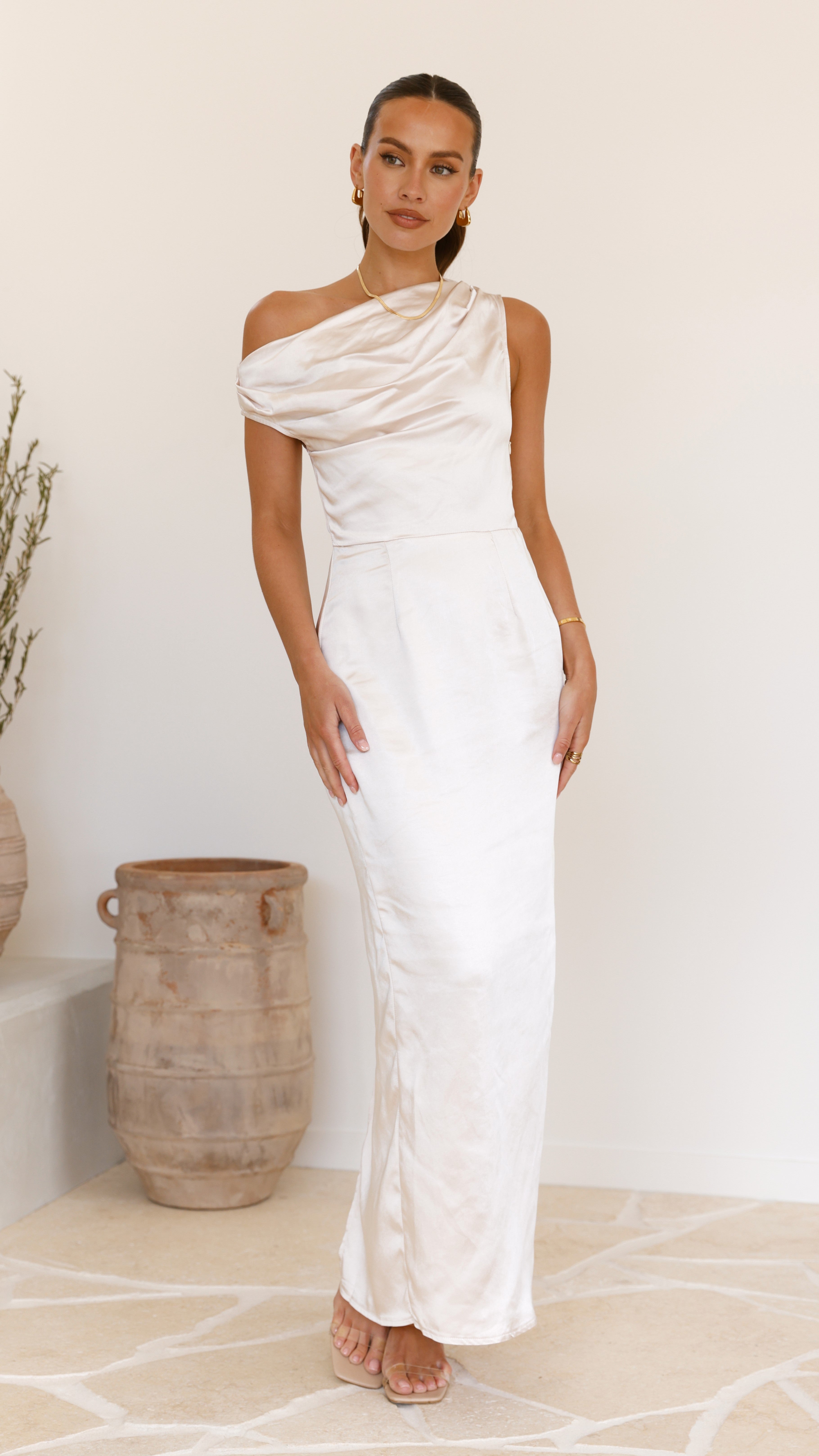 Harlowe Maxi Dress in Champagne - Elegant Long Flowy Dress for Women | Perfect for Weddings, Parties & Summer Vacations