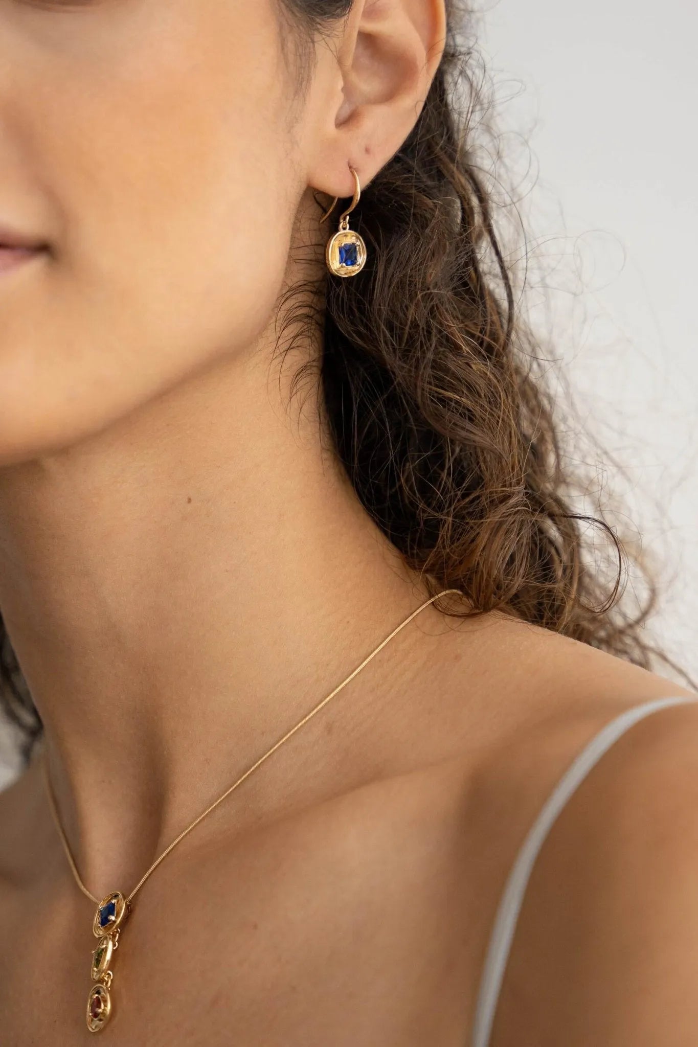 14K Gold Disc Charm Earrings for Women - Minimalist Dainty Hoop Earrings for Everyday Wear, Gift Giving & Special Occasions