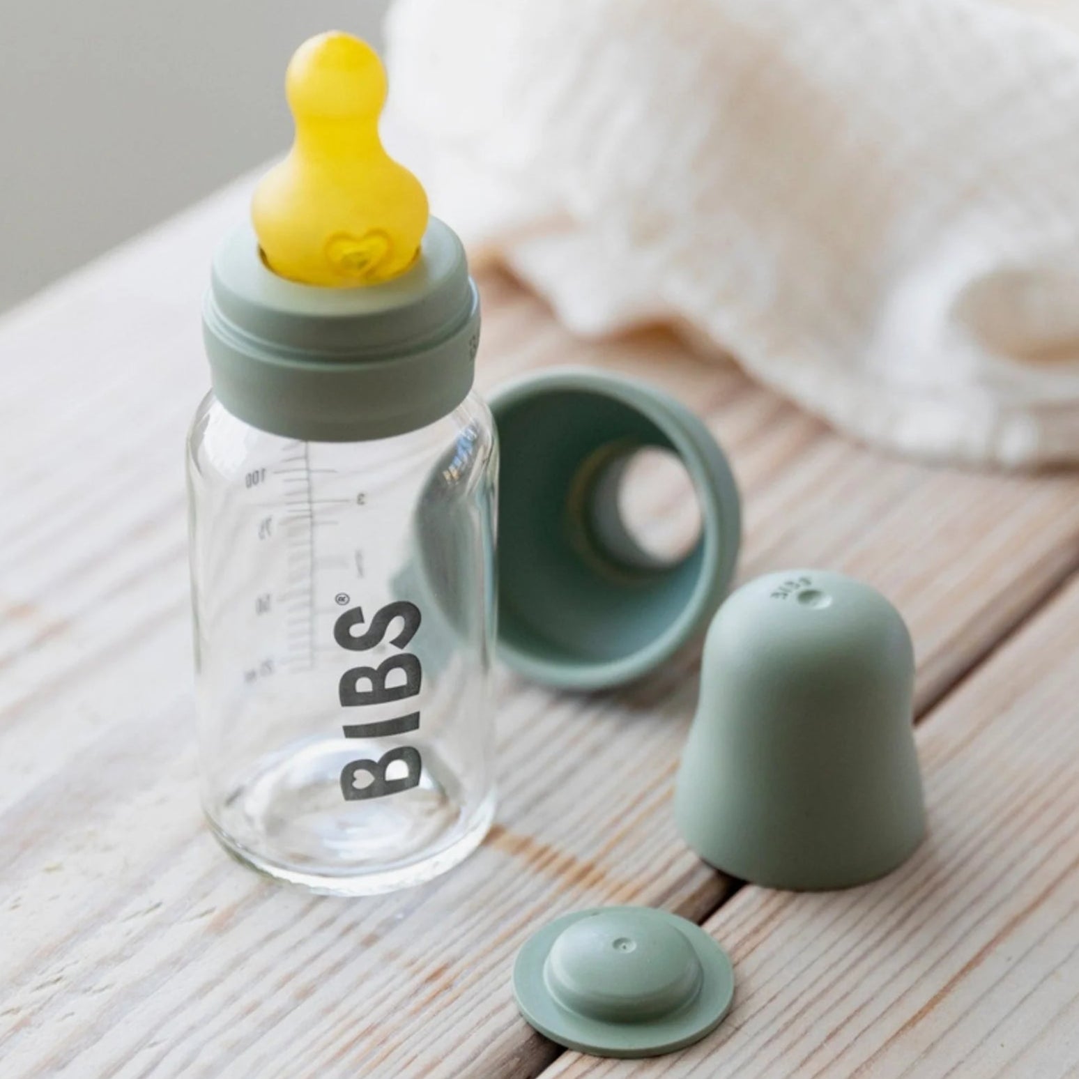 Premium Glass Baby Bottles Set - 110ml (4oz) BPA-Free, Anti-Colic, Easy Grip - Perfect for Newborns, Infants & Toddlers - Ideal for Feeding, Travel & Daycare Use