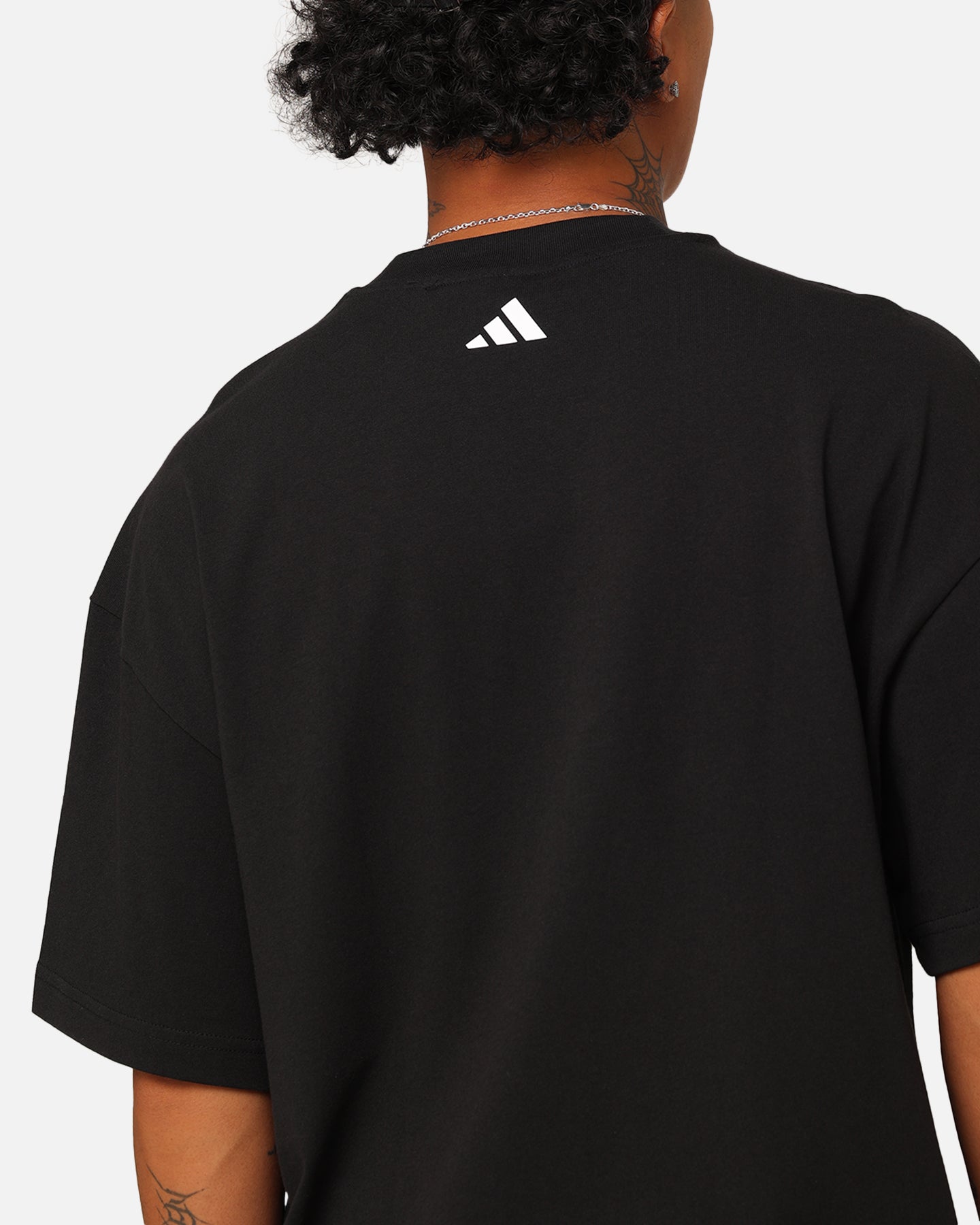 Adidas Basketball Select T-Shirt for Men - Black Performance Tee for Training & Casual Wear
