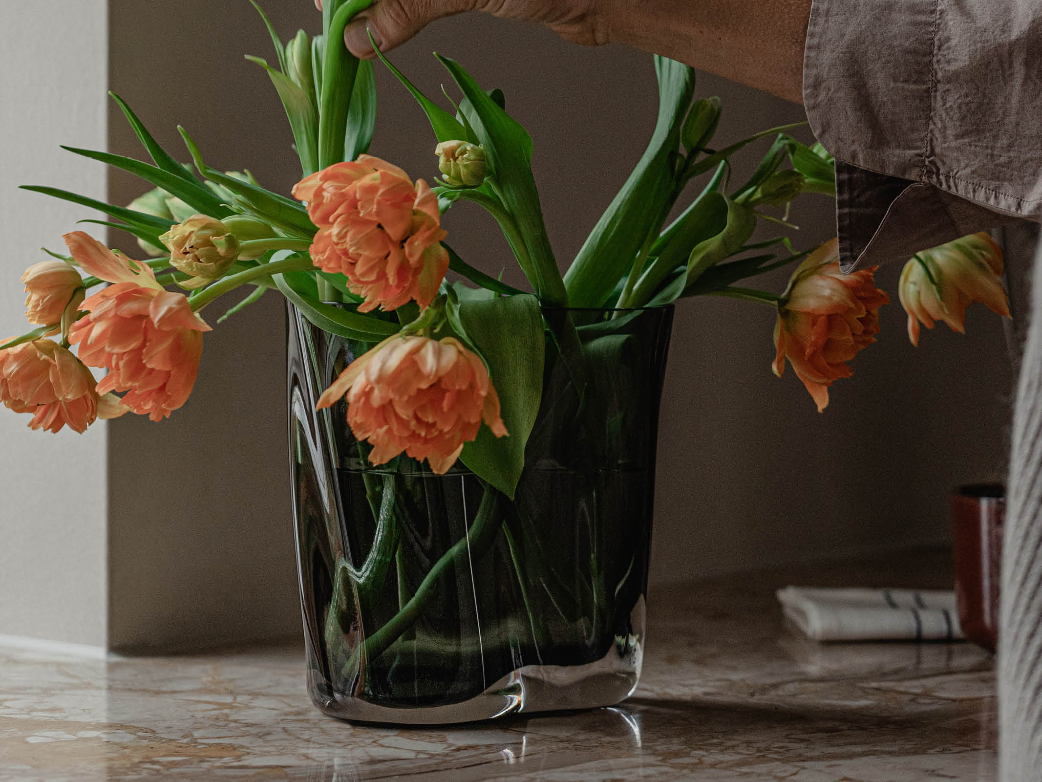 Aer Vase 19 - Modern Ceramic Flower Vase for Home Decor, Office Desk & Wedding Centerpieces | Perfect for Fresh Flowers, Artificial Plants & Decorative Arrangements