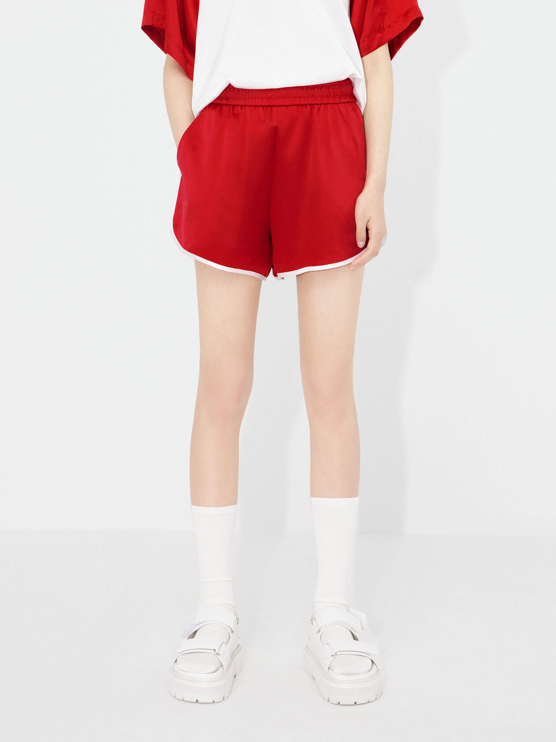 Stylish Acetate Blend Contrast Shorts for Men - Trendy Casual Wear for Summer Outings & Beach Vacations