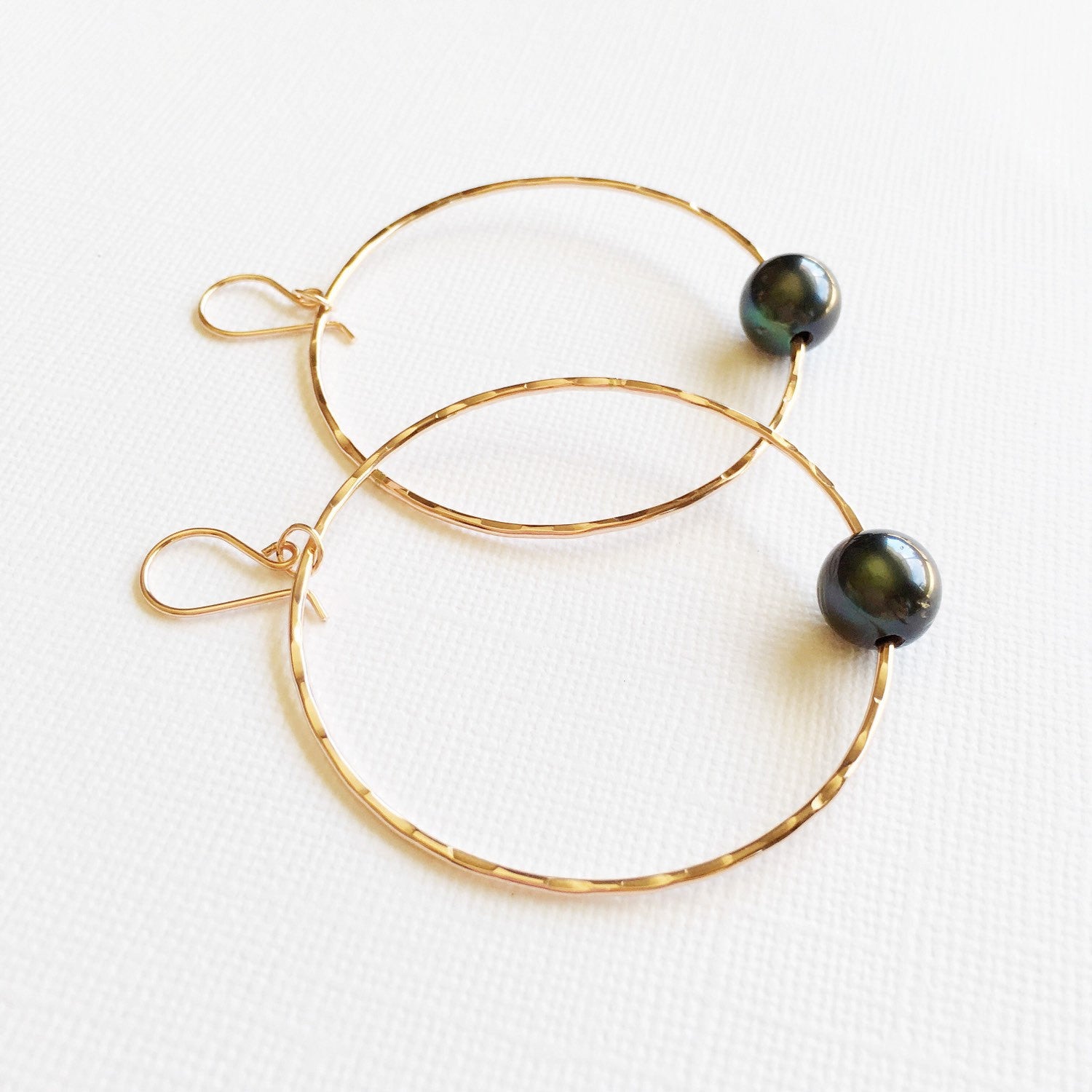 Moana Inspired Earrings (E116) - Dainty Shell & Pearl Drop Earrings for Women, Perfect for Beach Vacations, Summer Parties & Hawaiian Themed Events