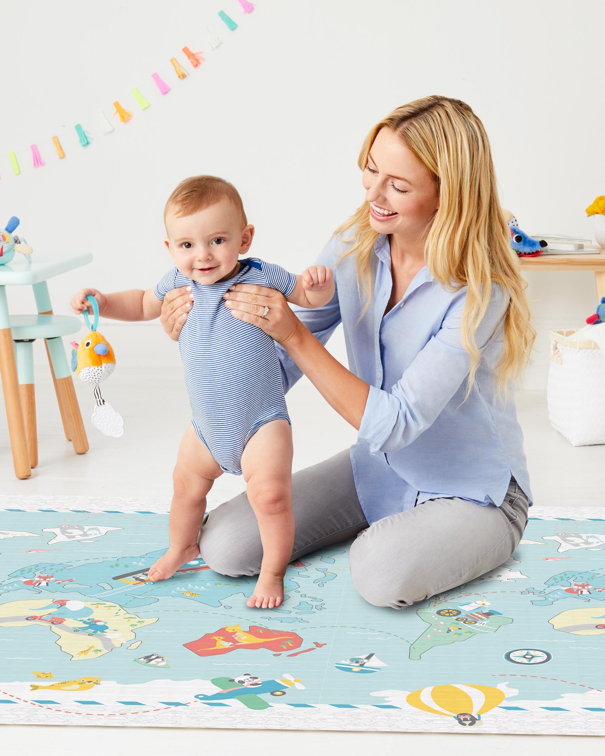 Skip Hop DoublePlay Reversible Playmat for Babies - Soft & Durable Activity Mat for Playtime, Tummy Time & Nursery Decor - Waterproof & Easy to Clean (Grey Chevron)