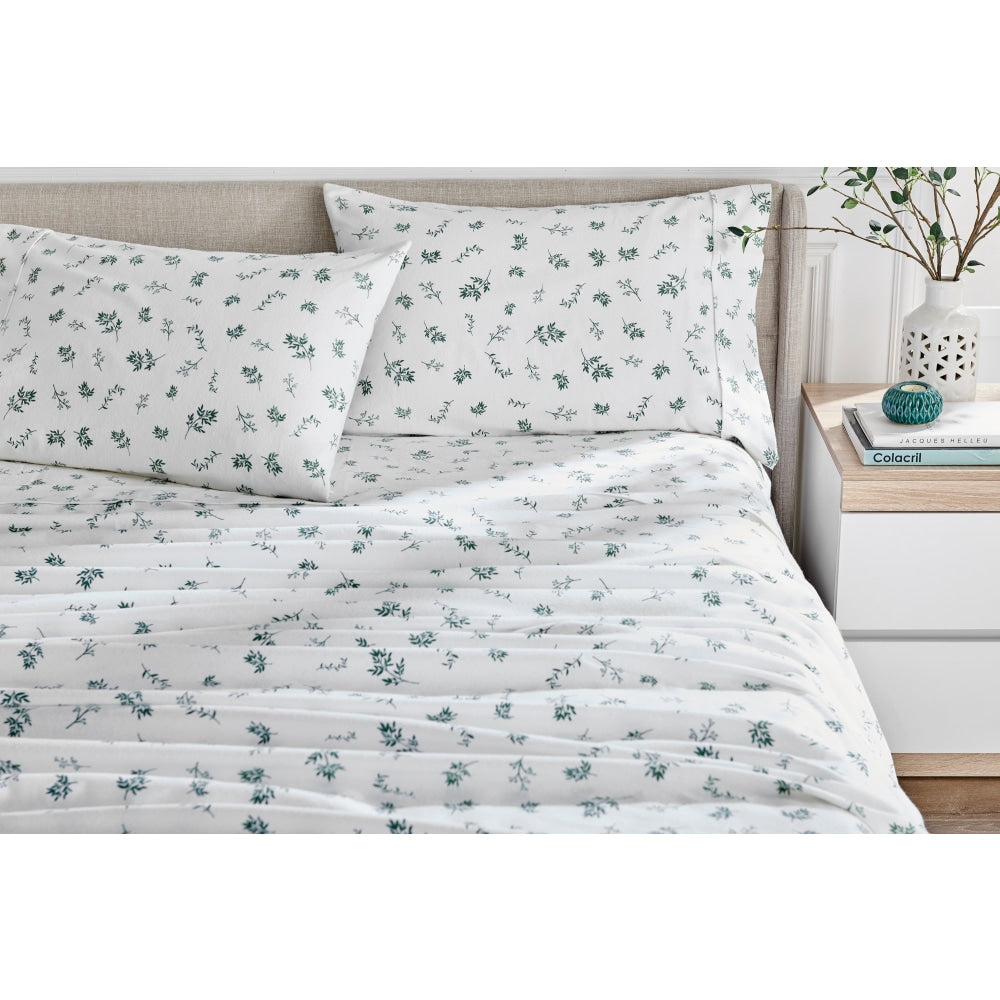 150GSM Soft Flannel Bed Sheet Set with Leaves Print - Green, Single Size - Cozy & Breathable for All Seasons - Perfect for Bedroom, Guest Room, or Dorm