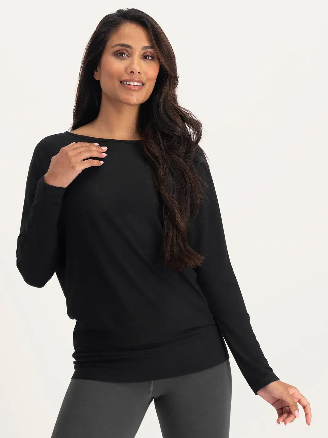 Urban Goddess Budhi Long Sleeve Yoga Top - Onyx Black | Women's Workout Shirt for Yoga, Pilates & Gym | Moisture-Wicking & Comfortable