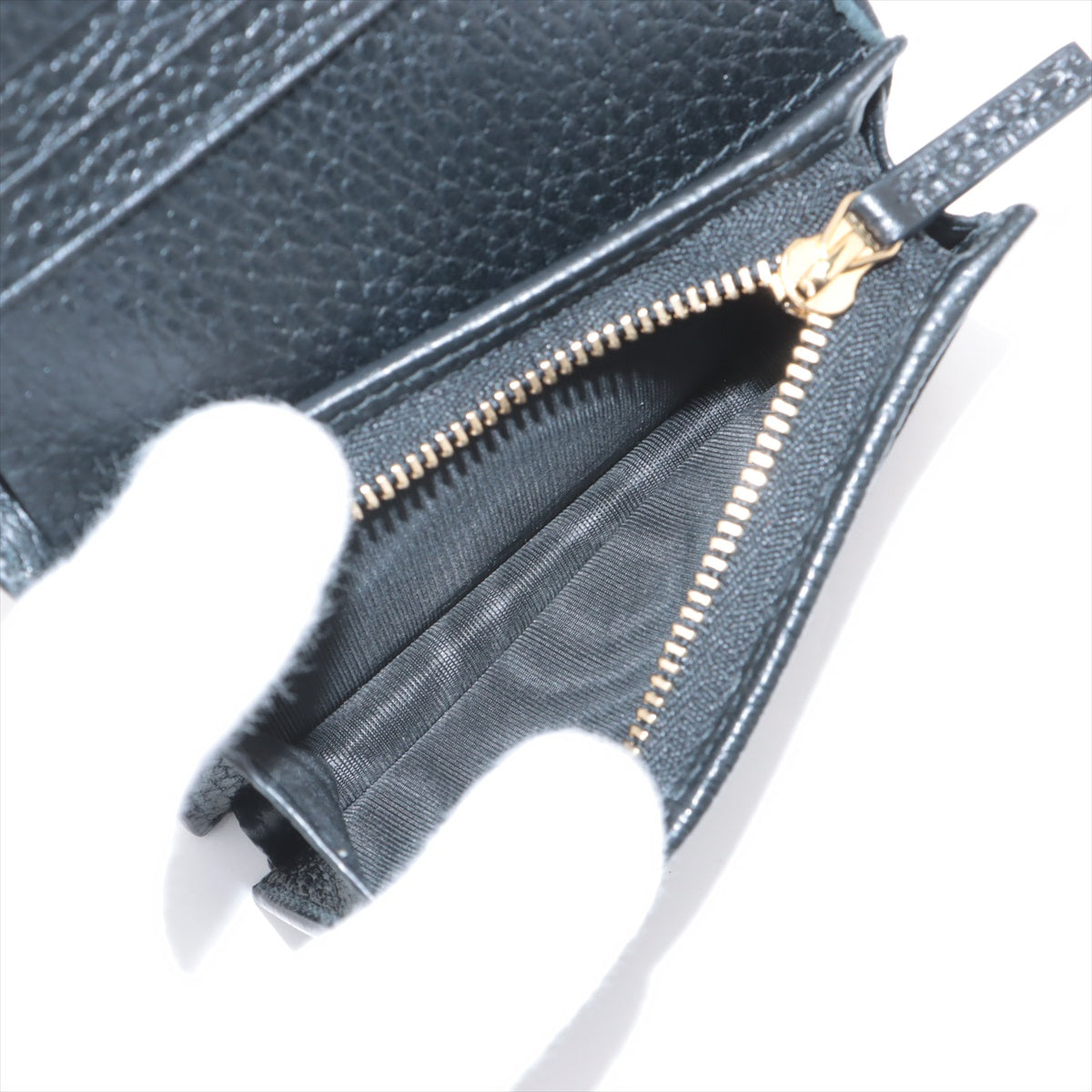 Gucci GG Marmont Bicolor Leather Compact Wallet for Women - Black & Beige Crossbody Card Holder | Perfect for Everyday Use, Travel & Gift Giving