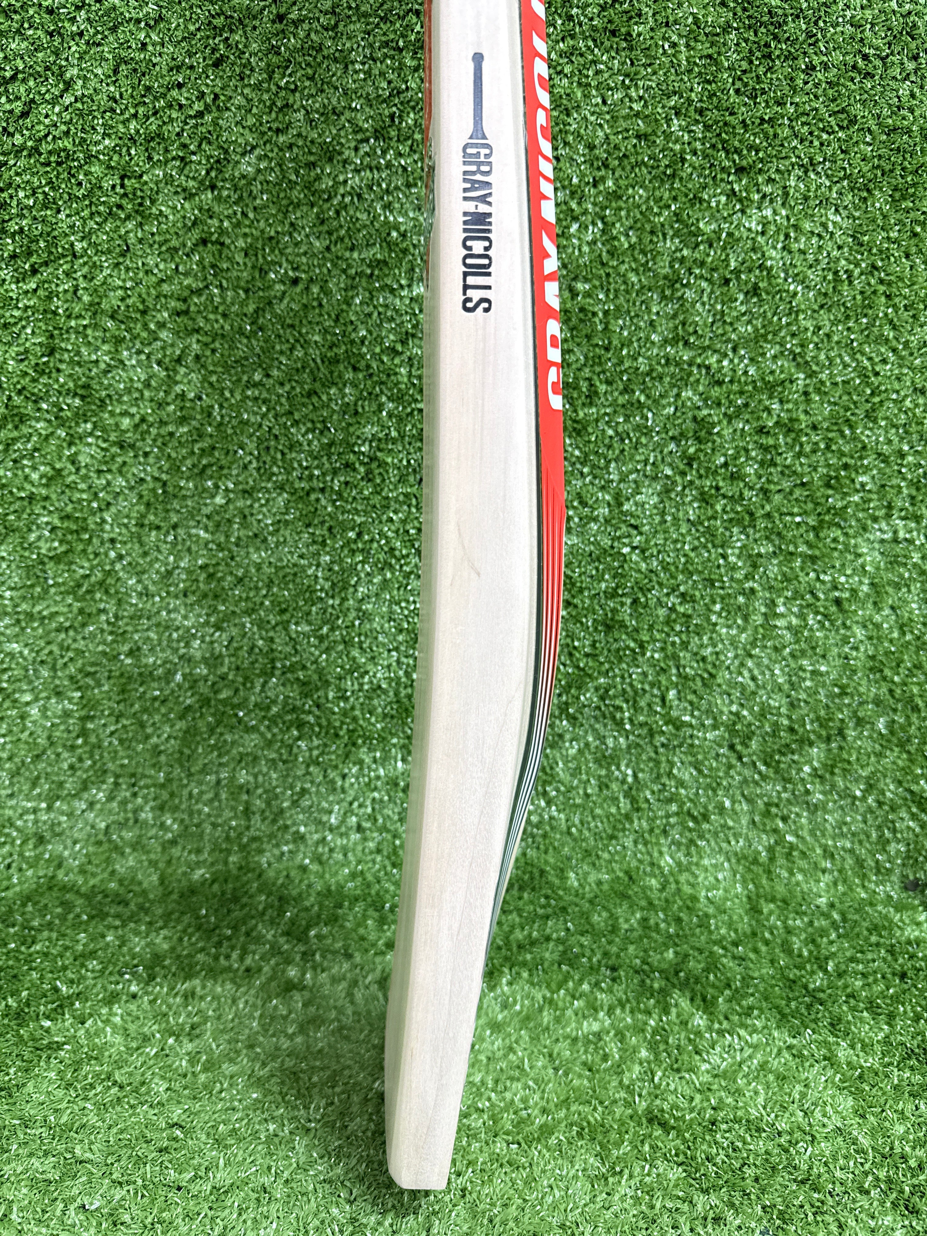 Gray Nicolls Stratos Gen 1.1 5S Lite Adult English Willow Cricket Bat - Premium Performance for Professional Cricket Matches & Training Sessions